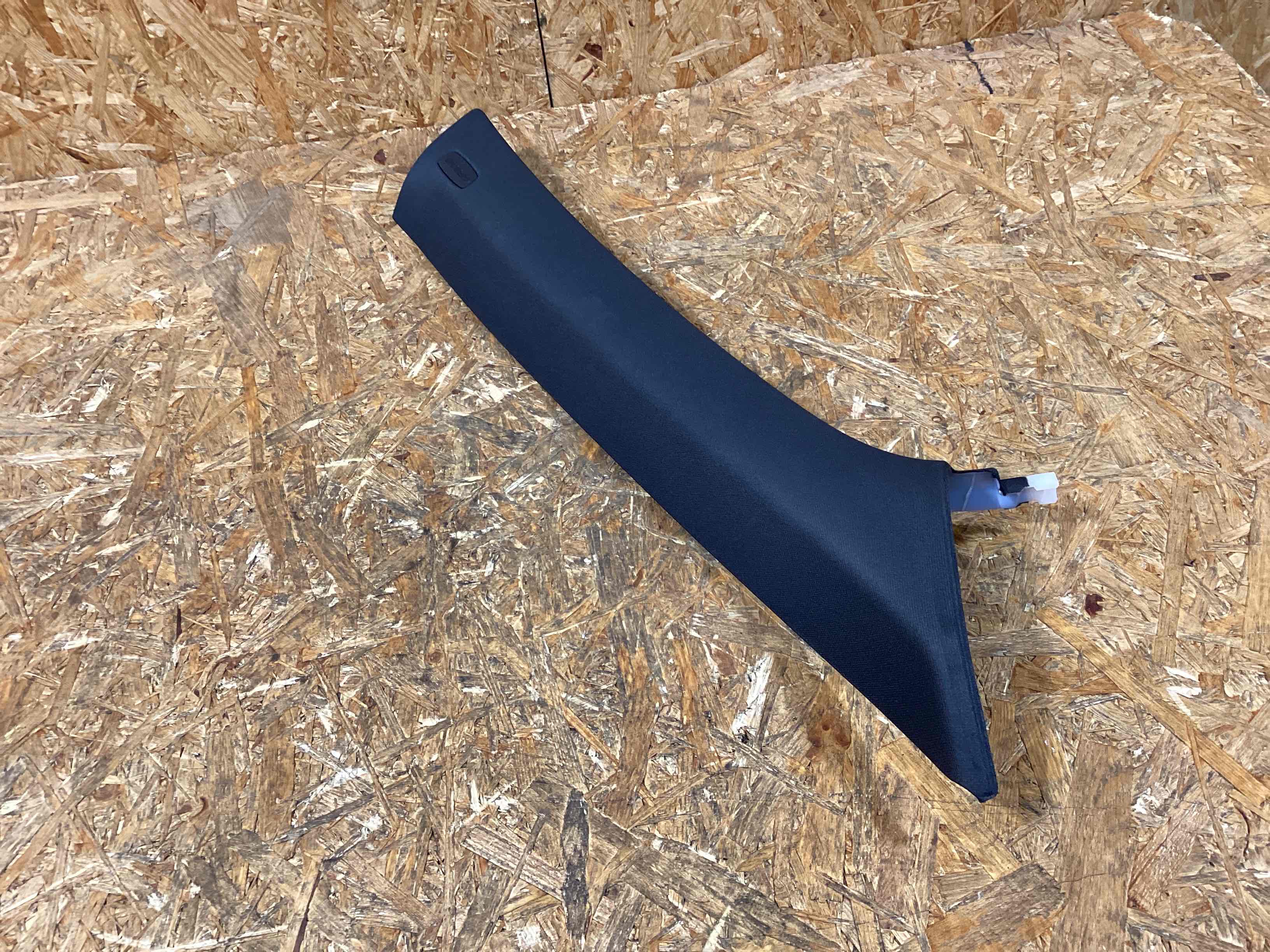 Обшивка салона Porsche Macan 200226-108