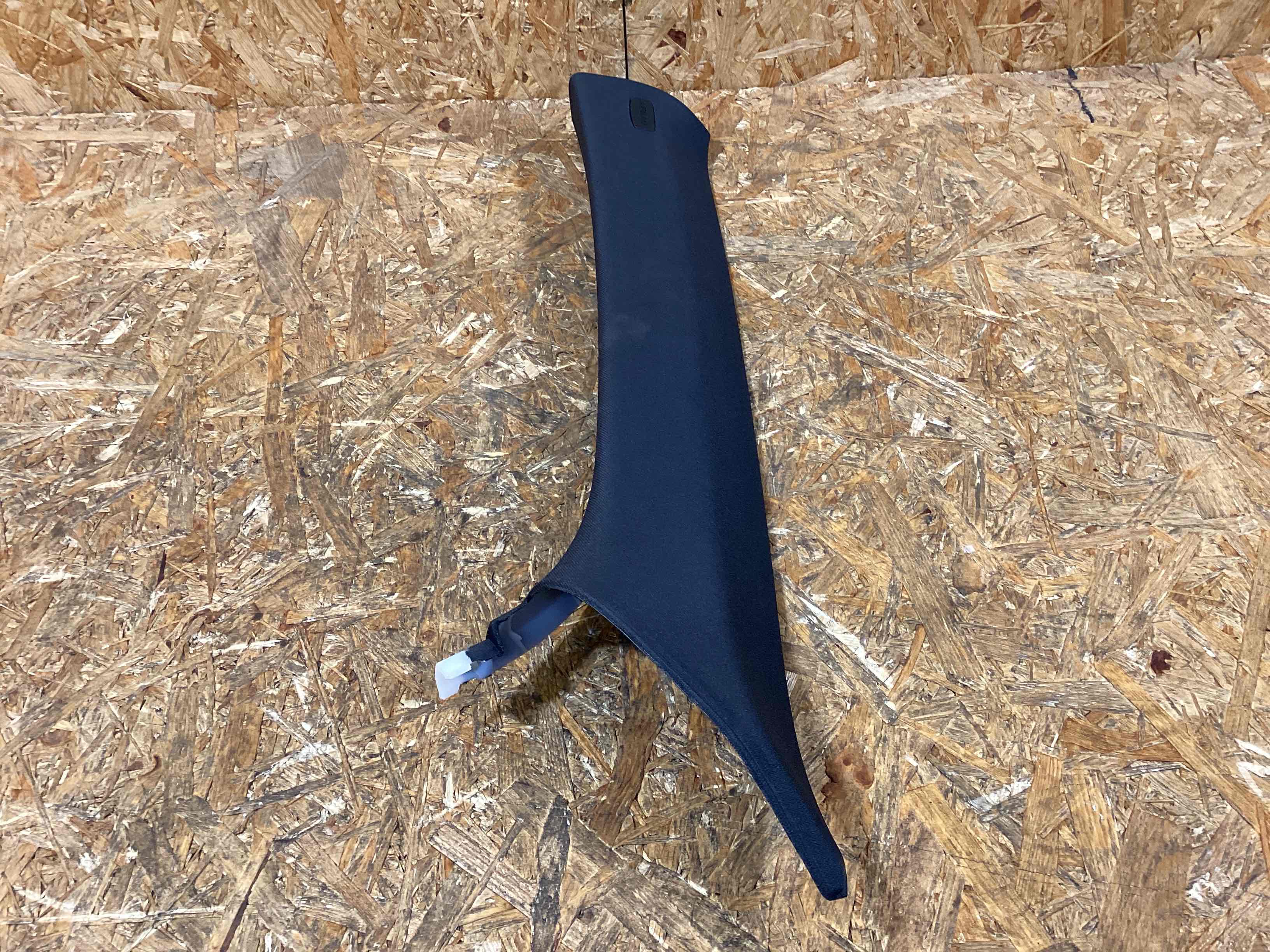 Обшивка салона Porsche Macan 200226-109