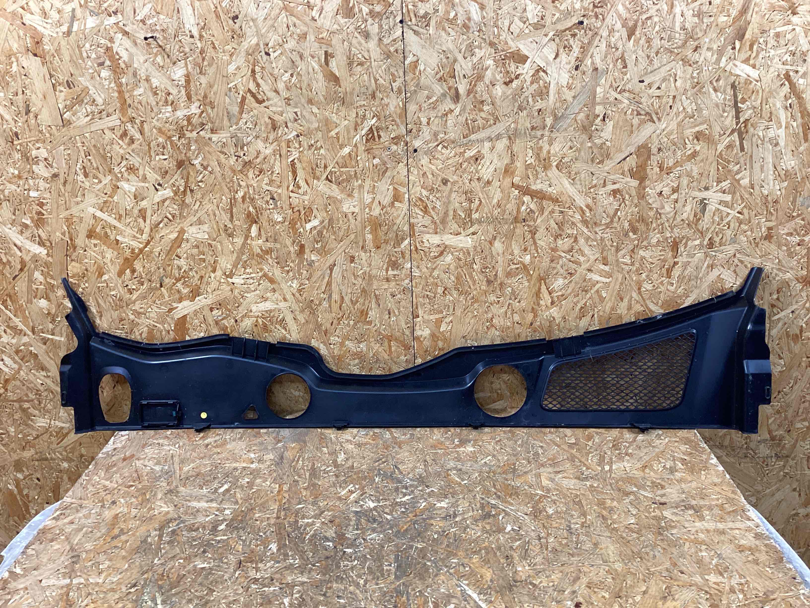 Пластик моторного отсека Porsche Macan 200226-116