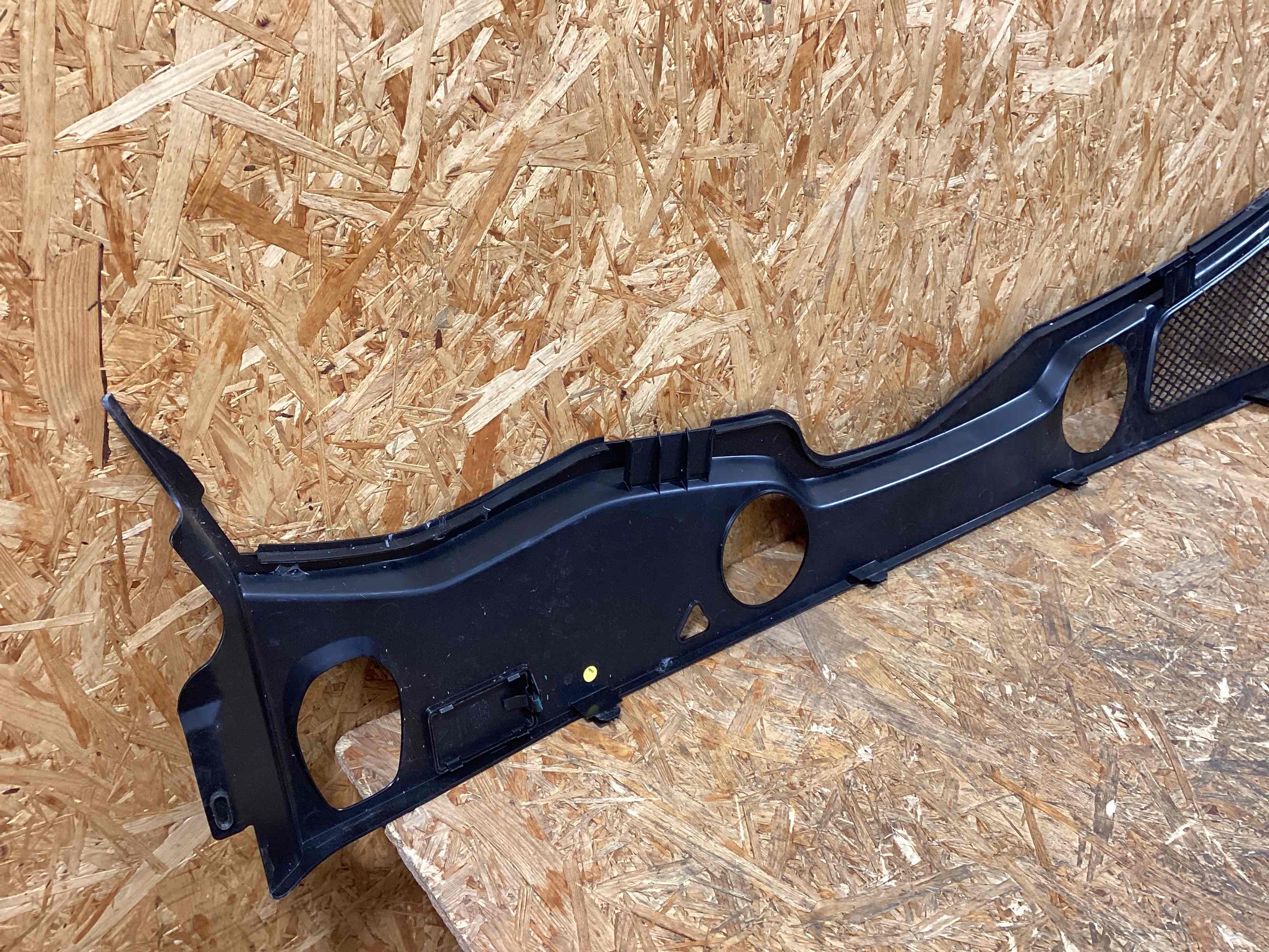 Пластик моторного отсека Porsche Macan 200226-116