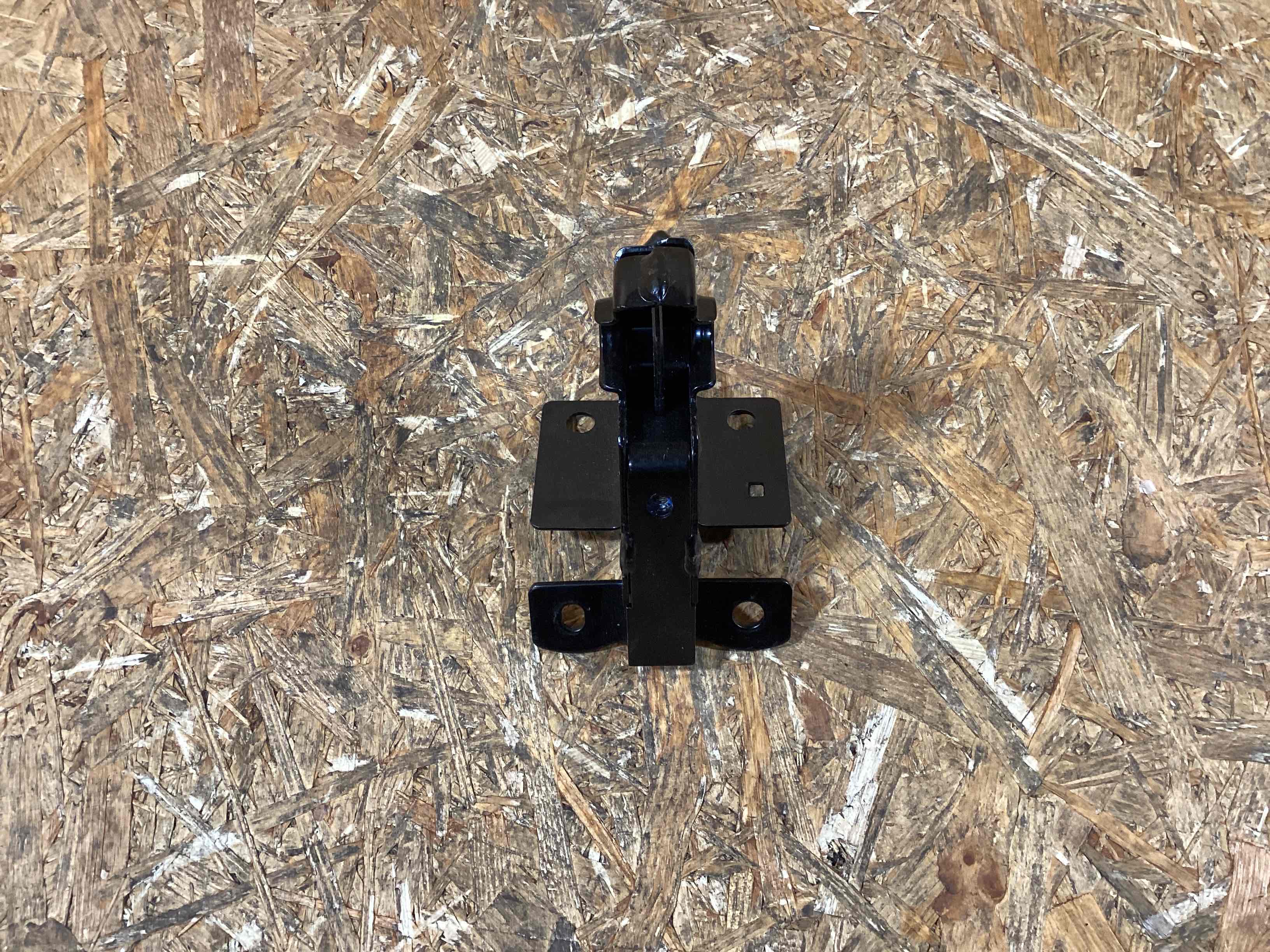 Крепление, кронштейн Porsche Macan 200226-118