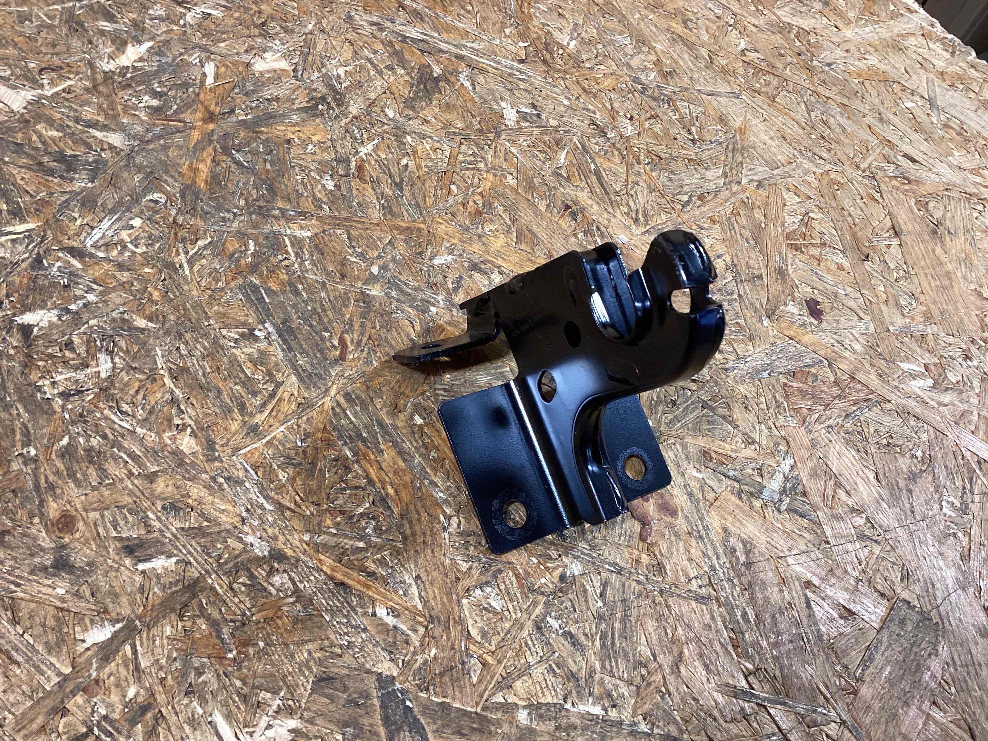 Крепление, кронштейн Porsche Macan 200226-119