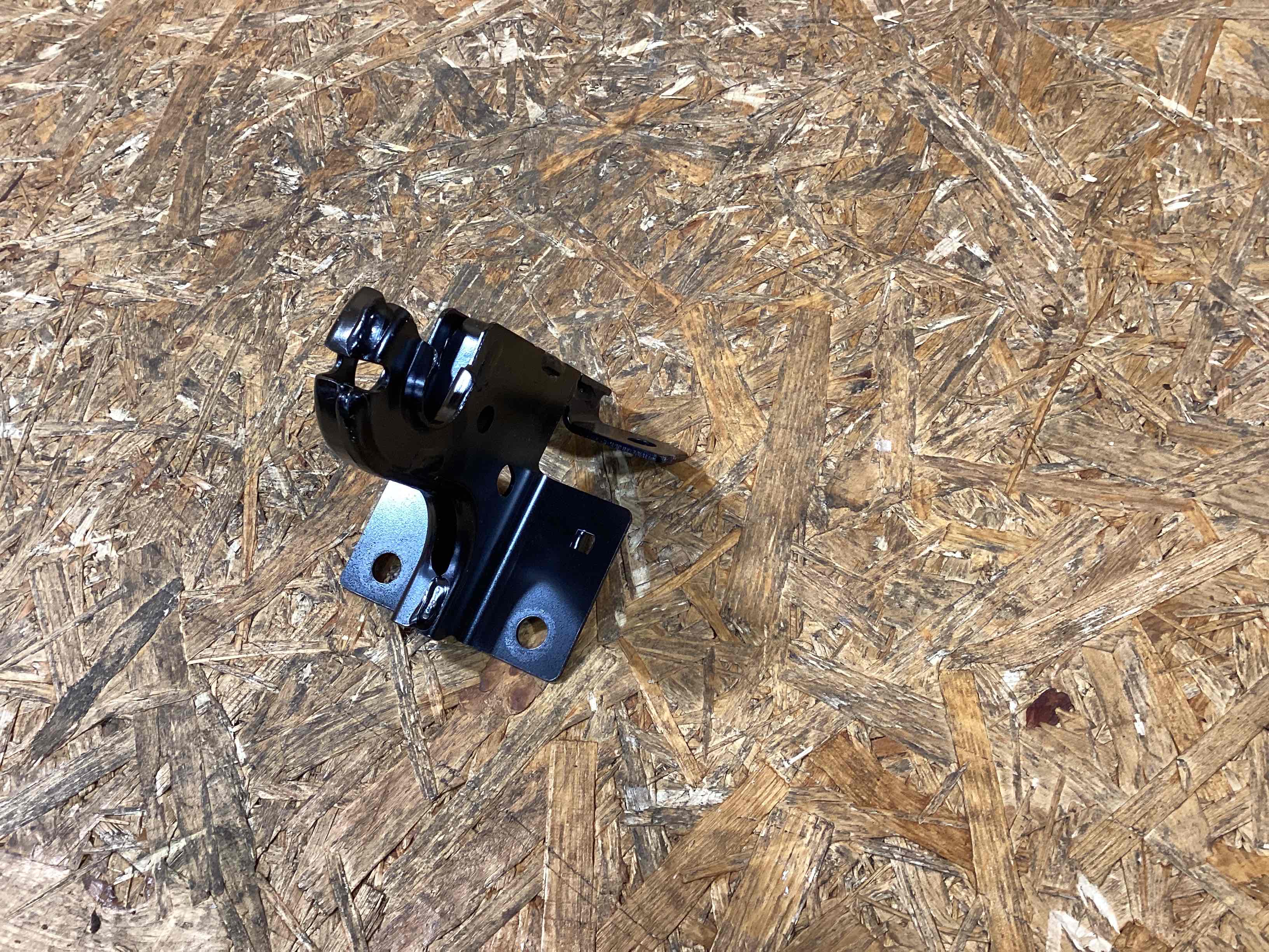 Крепление, кронштейн Porsche Macan 200226-119