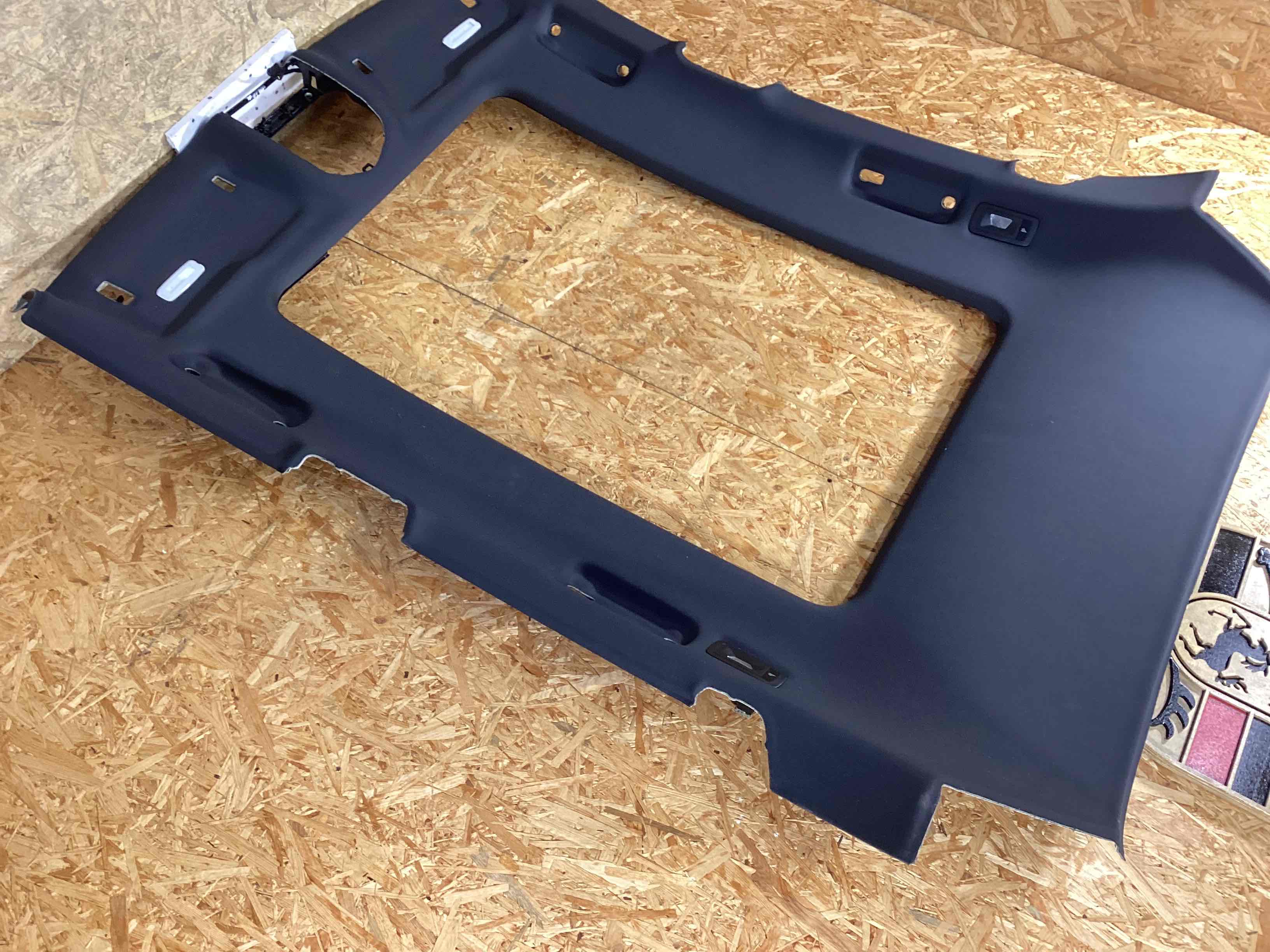 Потолок Porsche Macan 200326-101