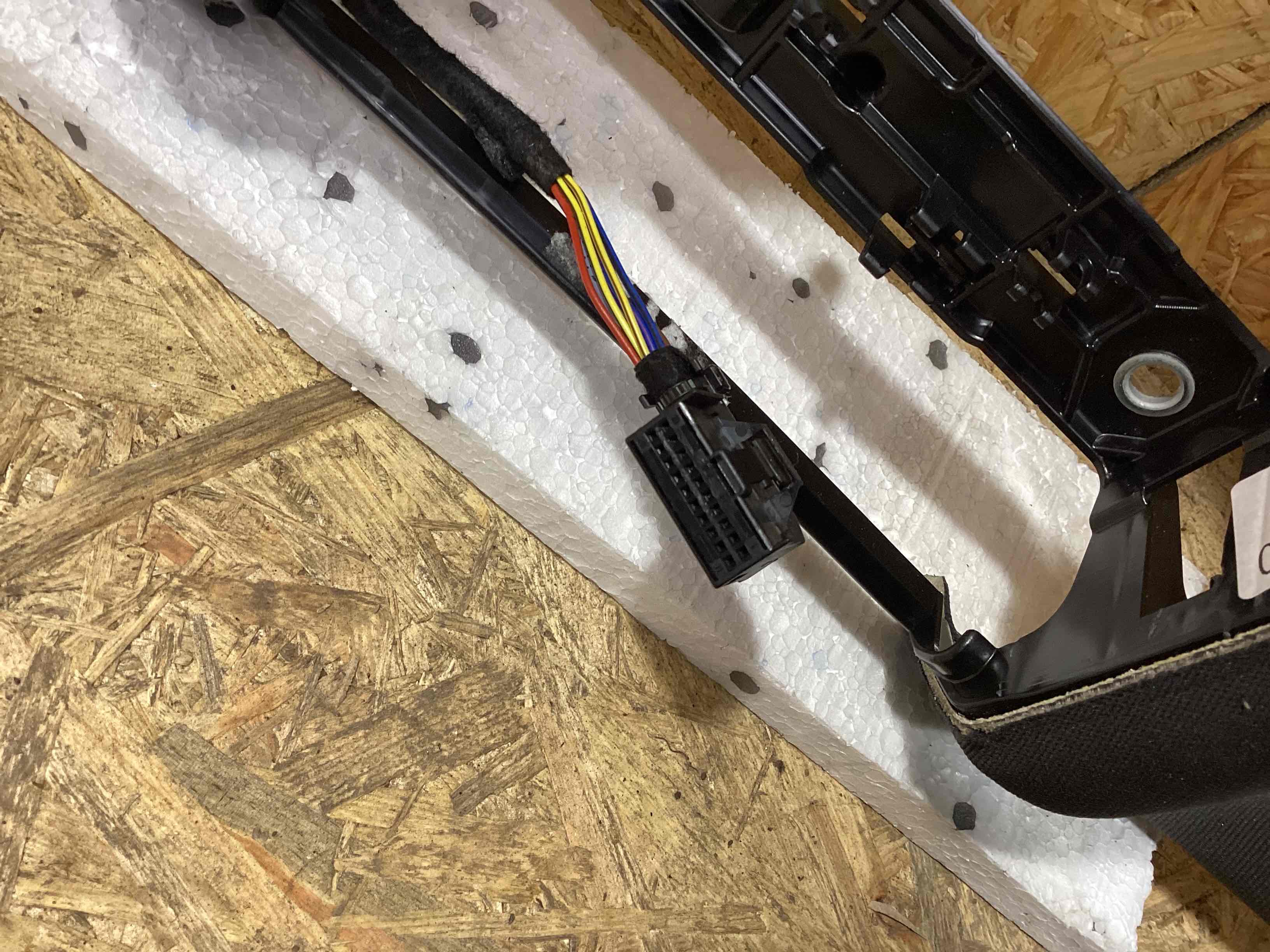 Потолок Porsche Macan 200326-101