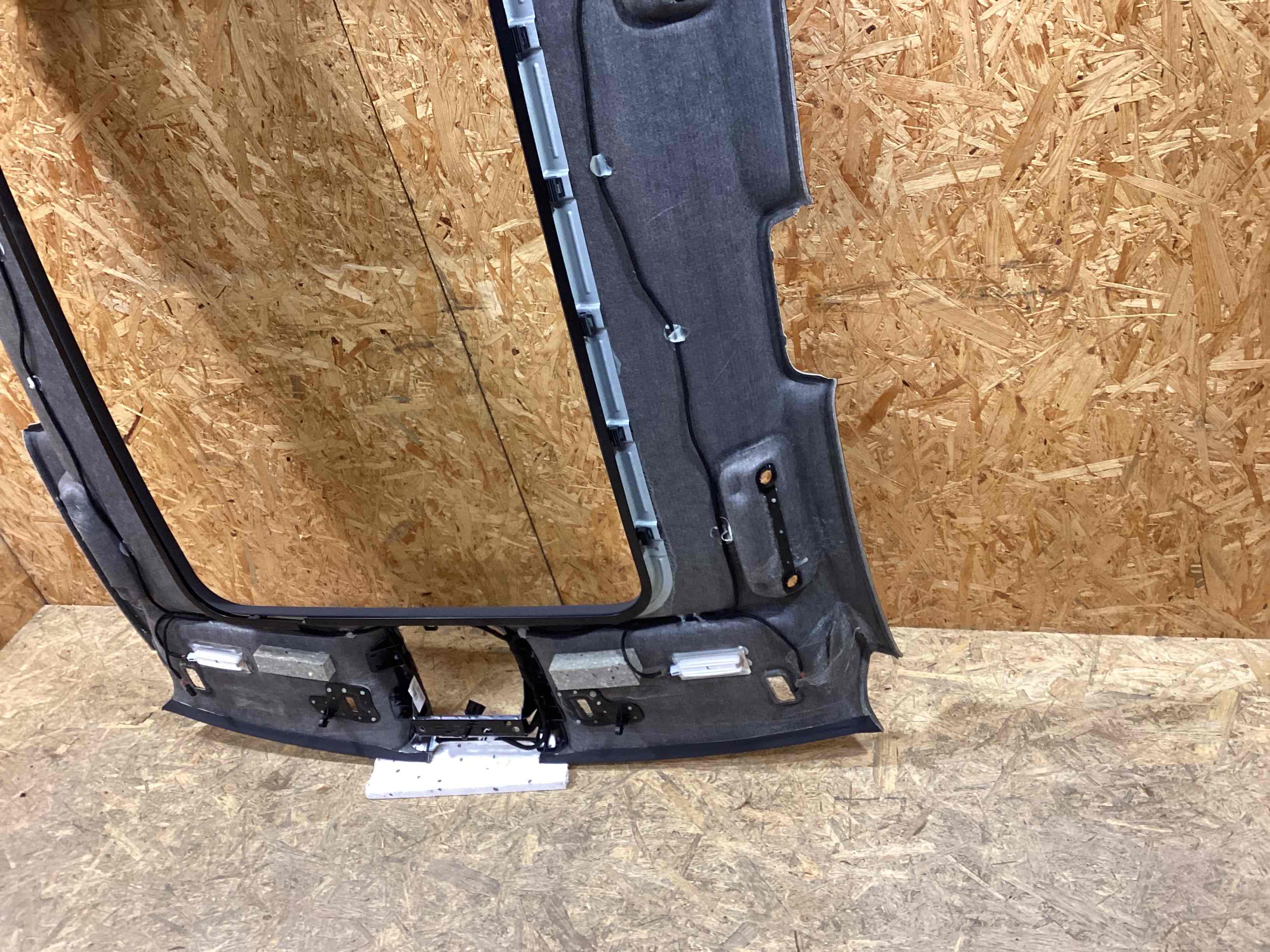 Потолок Porsche Macan 200326-101