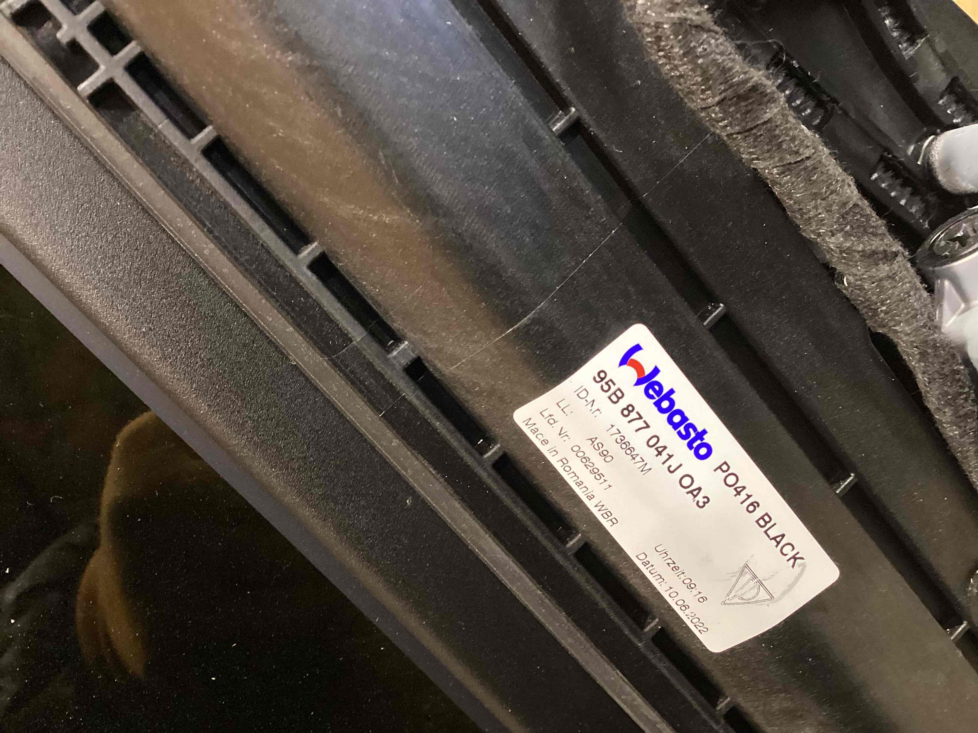 Люк (разное) Porsche Macan 200326-102