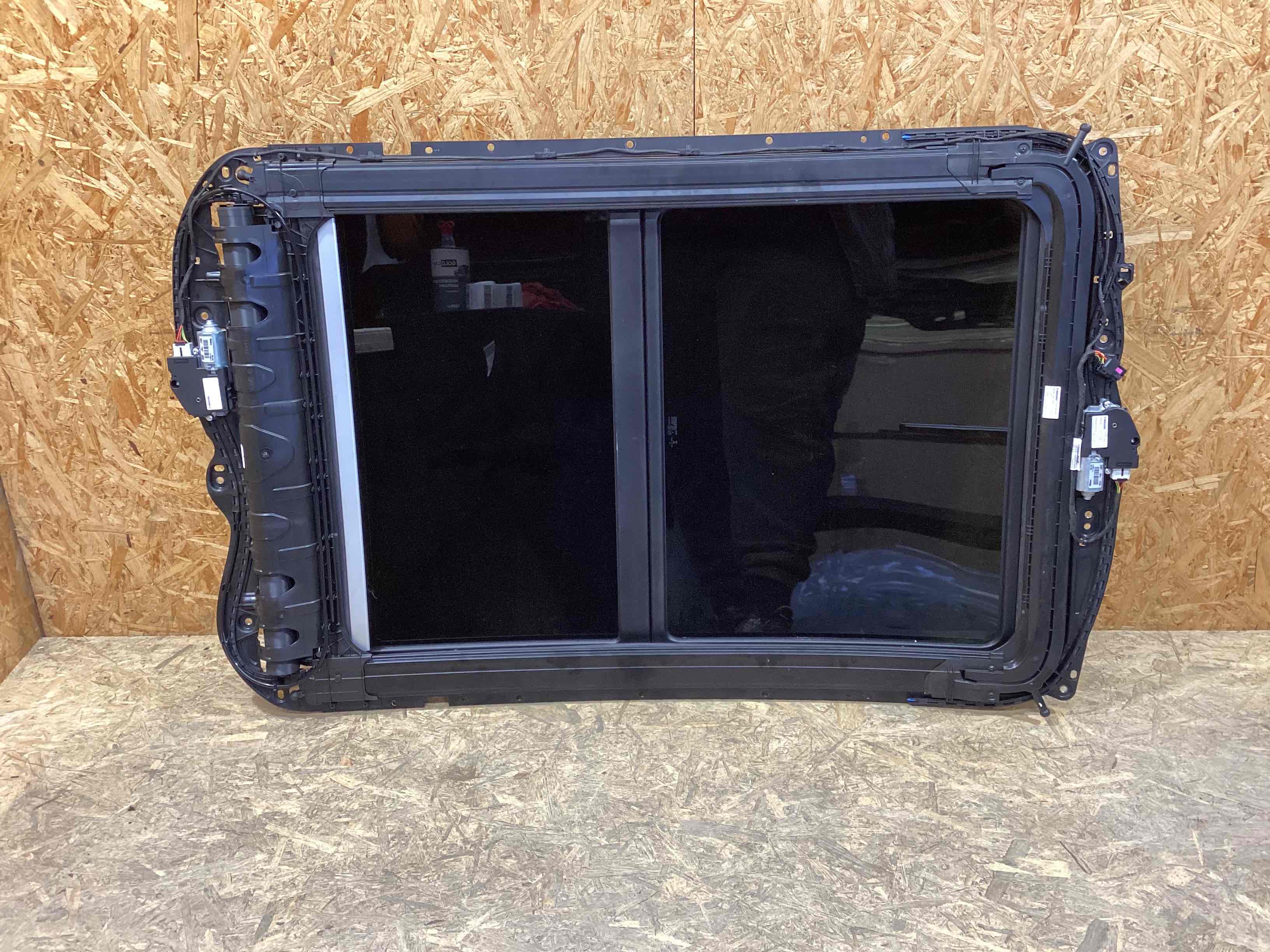 Люк (разное) Porsche Macan 200326-102