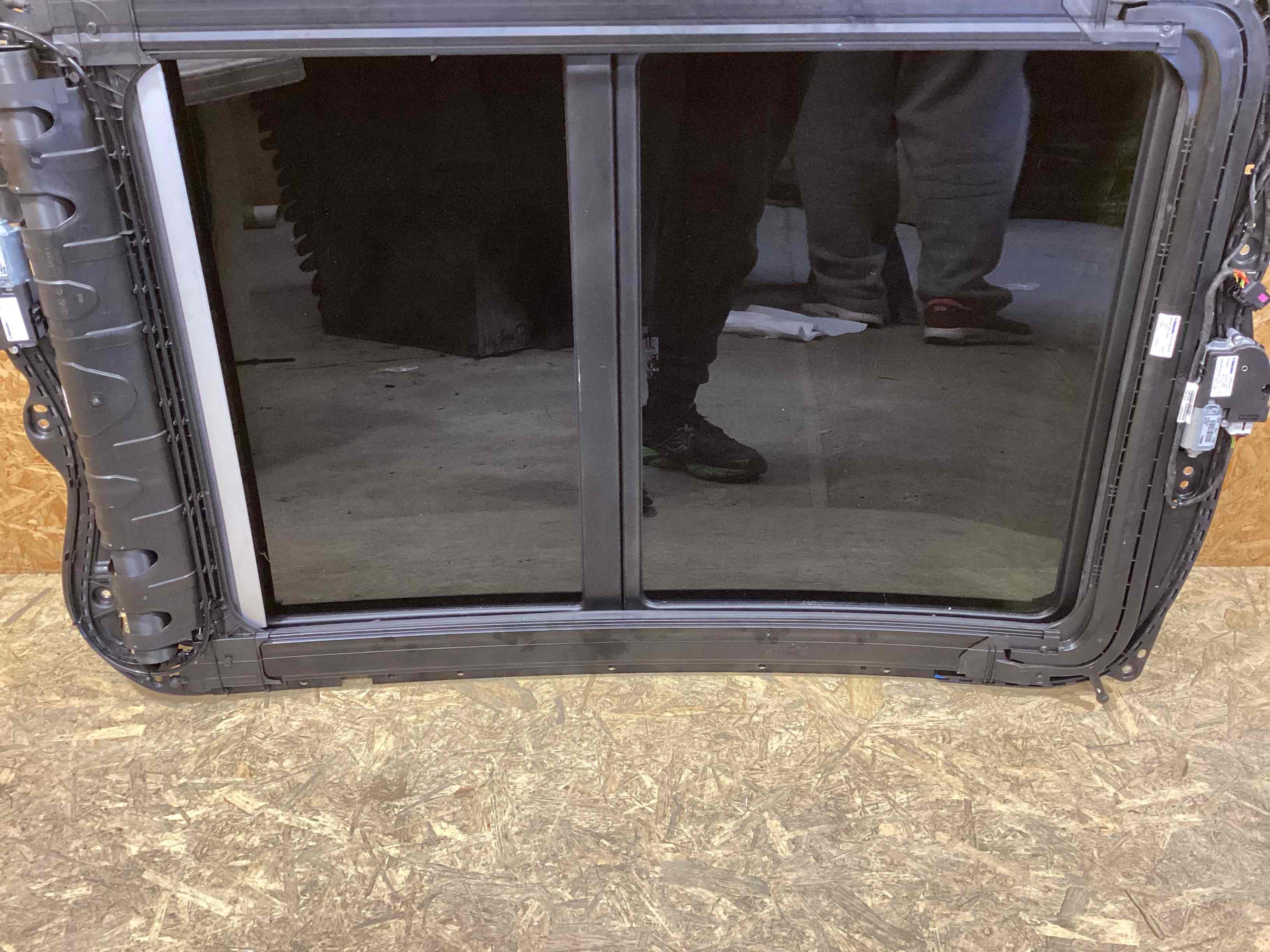 Люк (разное) Porsche Macan 200326-102