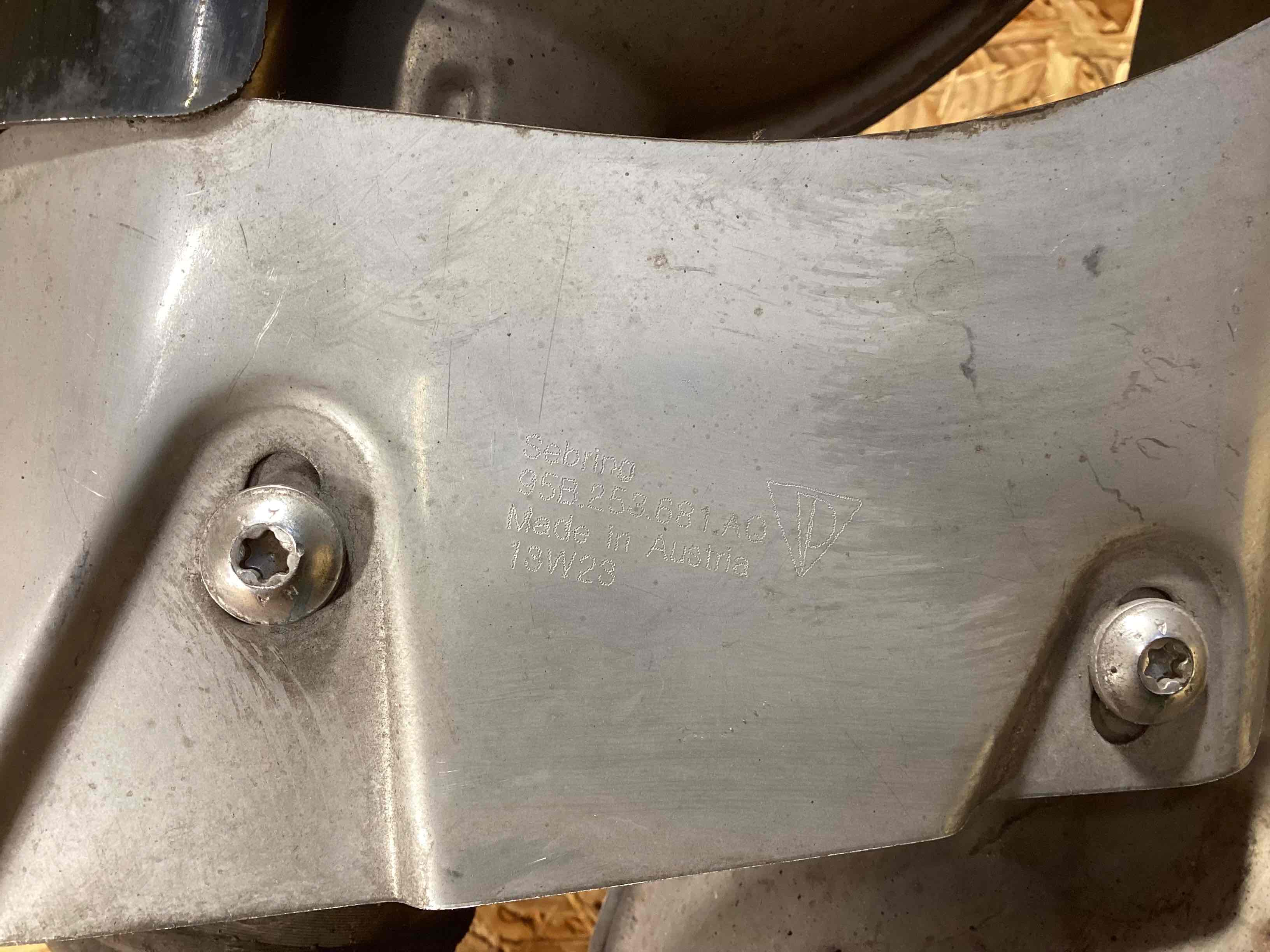 Глушитель Porsche Macan 200326-106