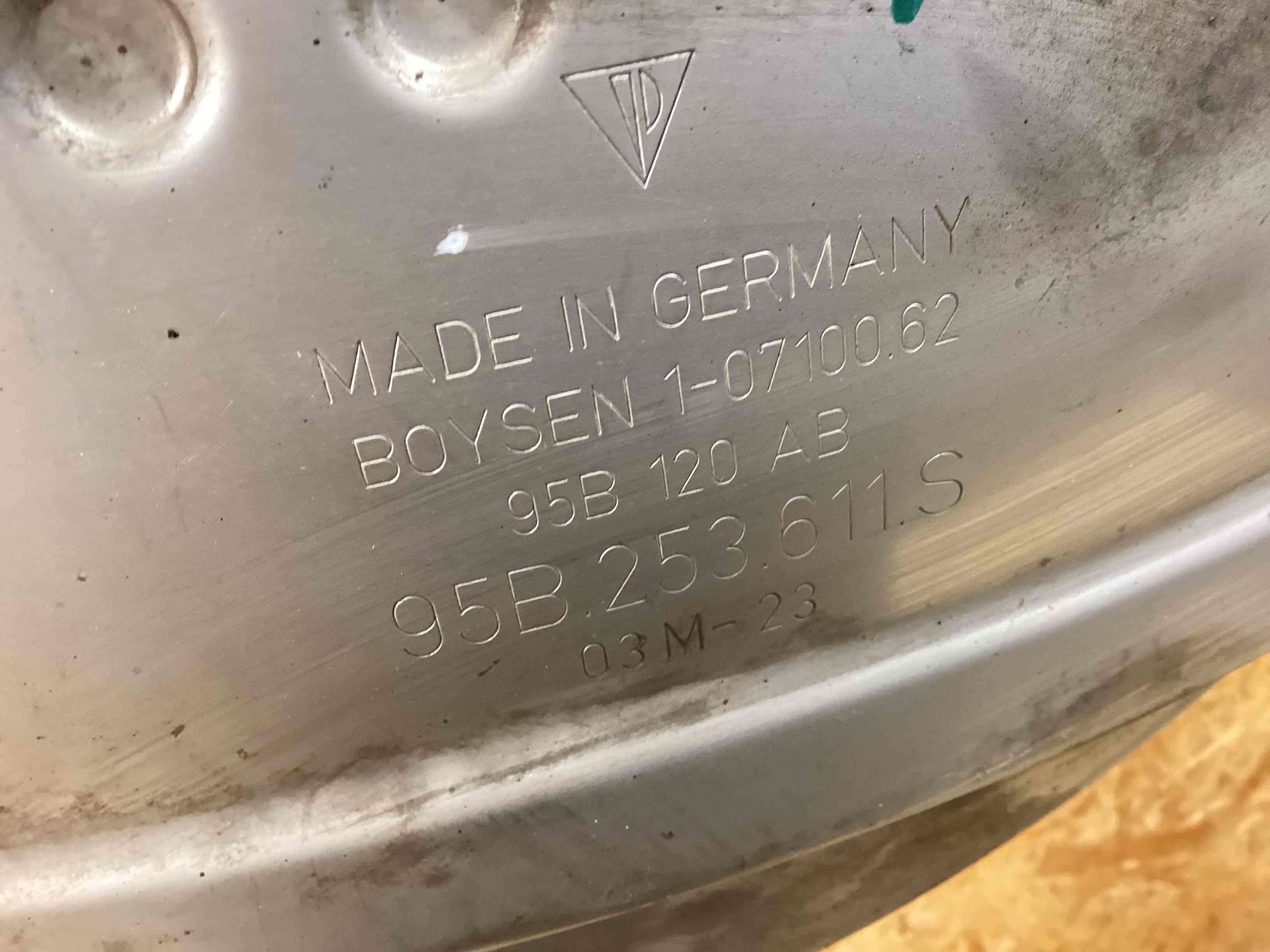 Глушитель Porsche Macan 200326-106