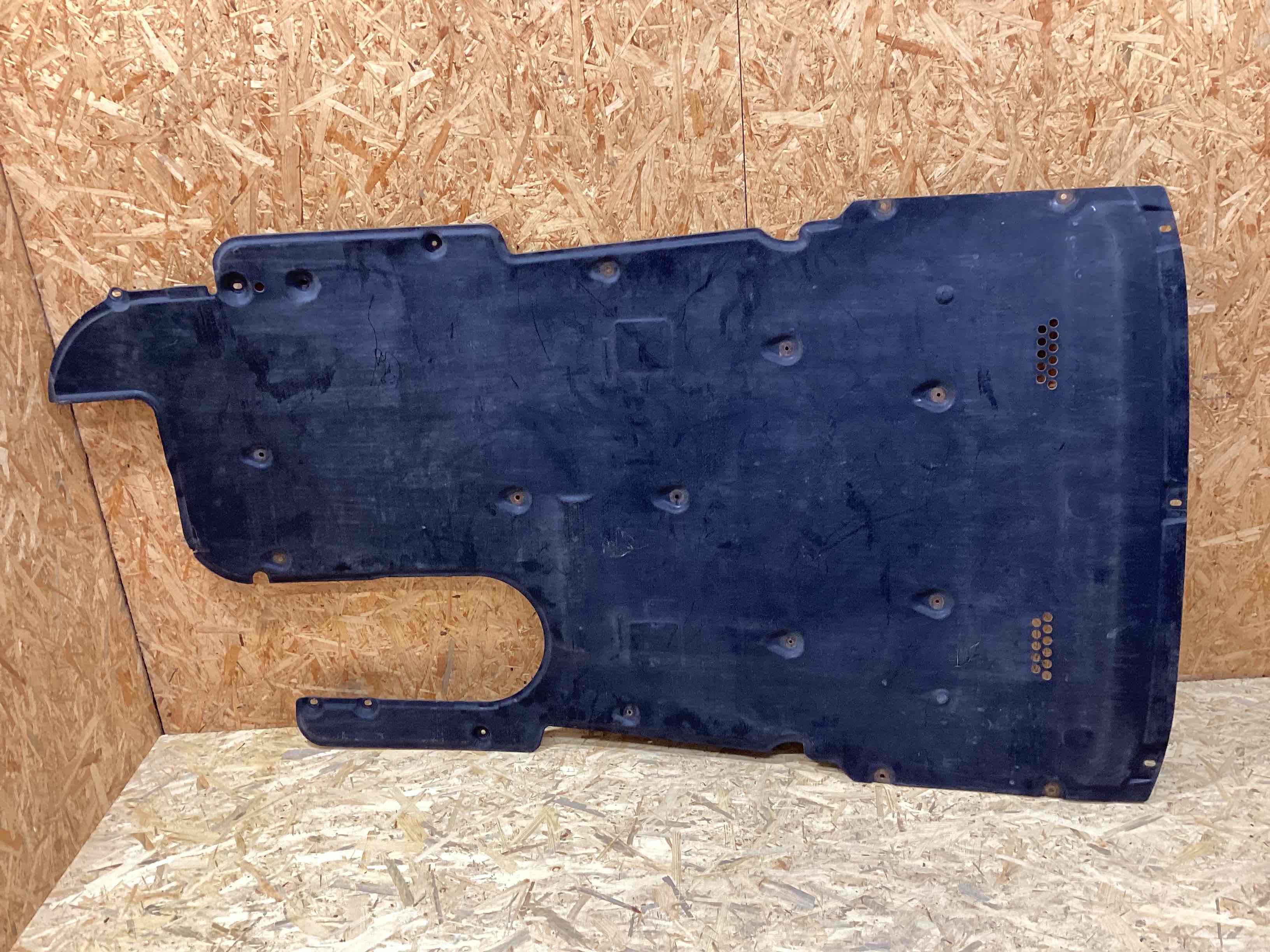 Защита днища кузова Porsche Panamera 200326-108