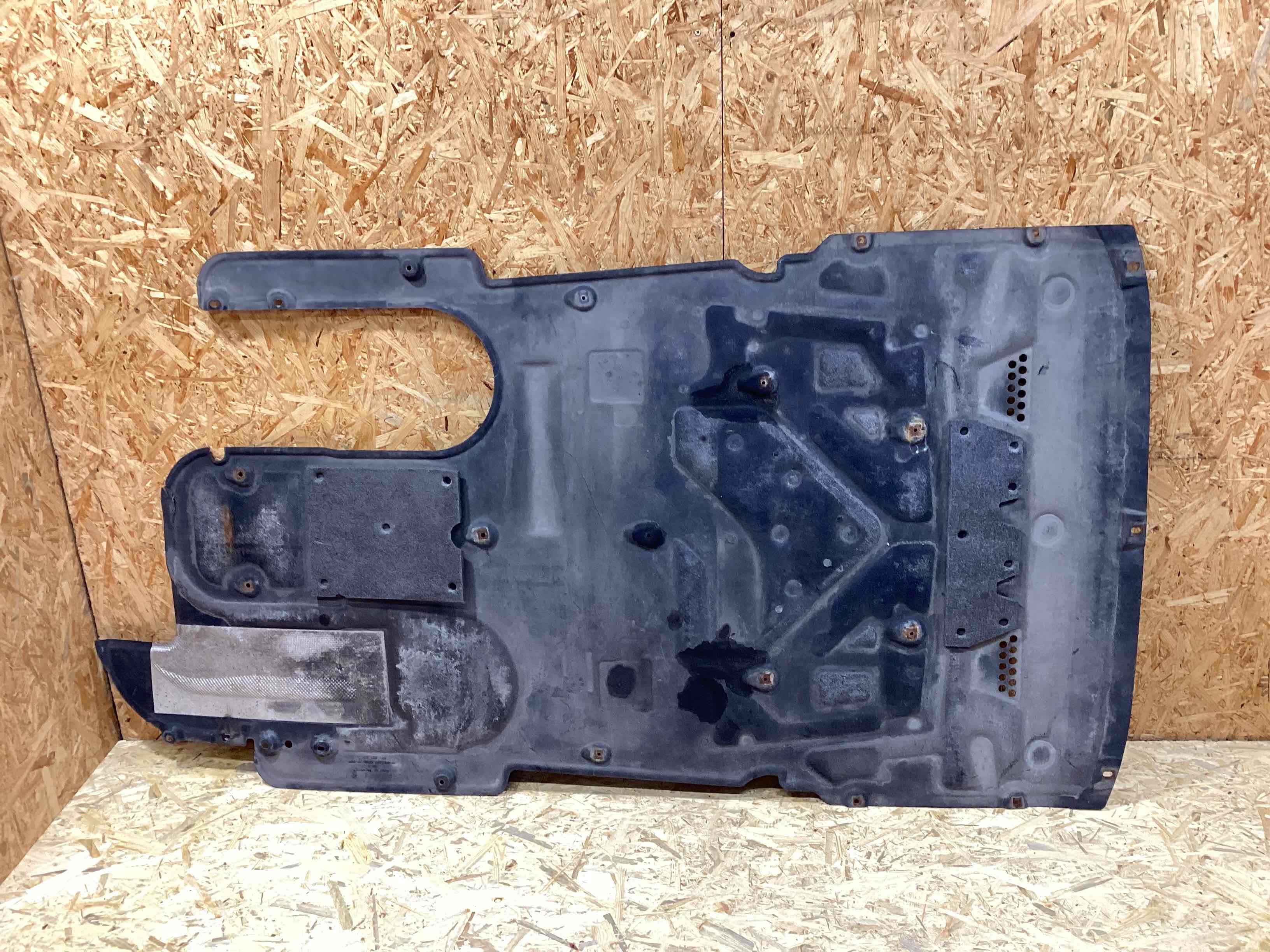 Защита днища кузова Porsche Panamera 200326-108