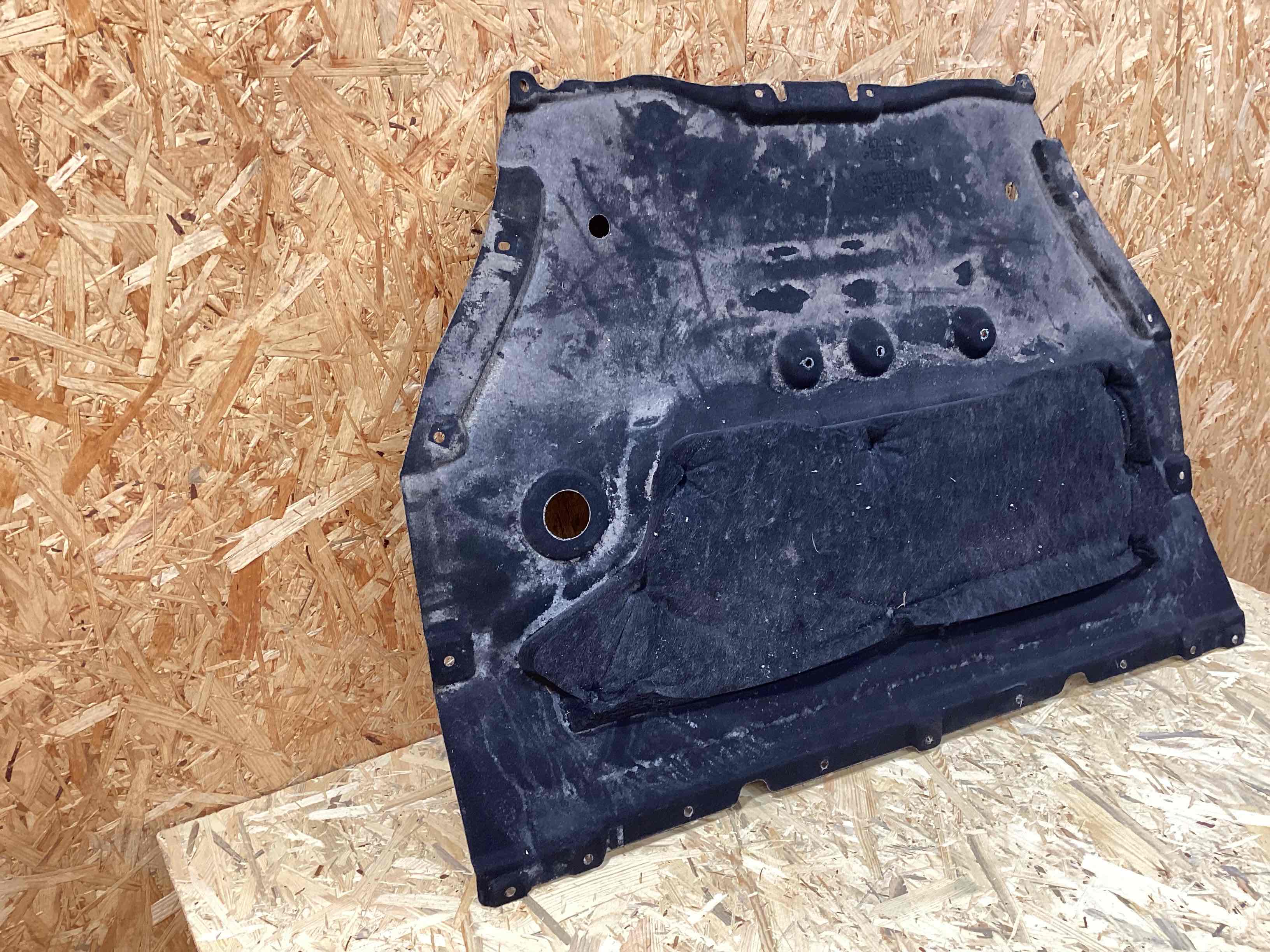 Защита днища кузова Porsche Cayenne 200326-110