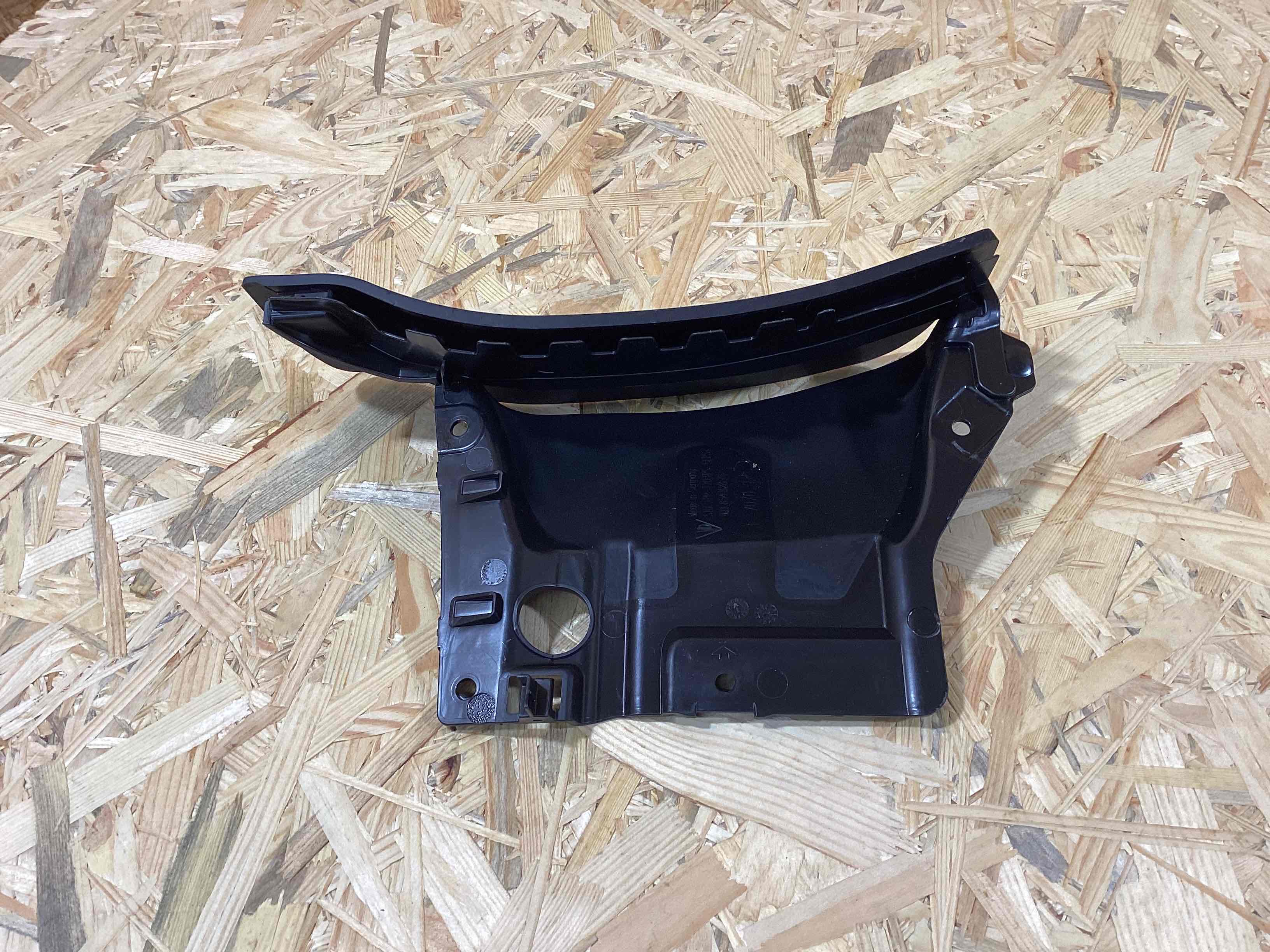 Брызговик Porsche Taycan 200426-113