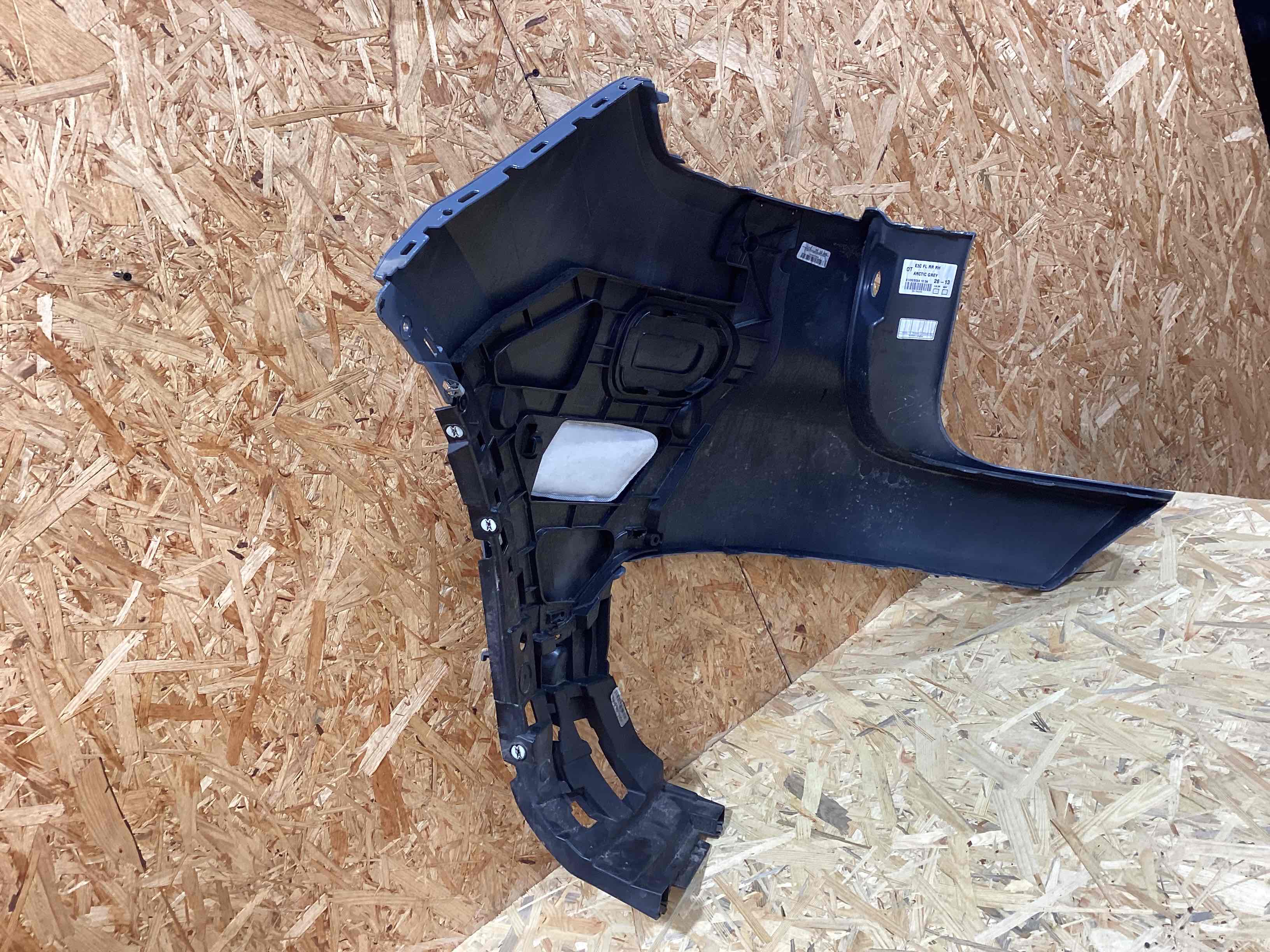 Бампер задний Porsche Cayenne 200426-119