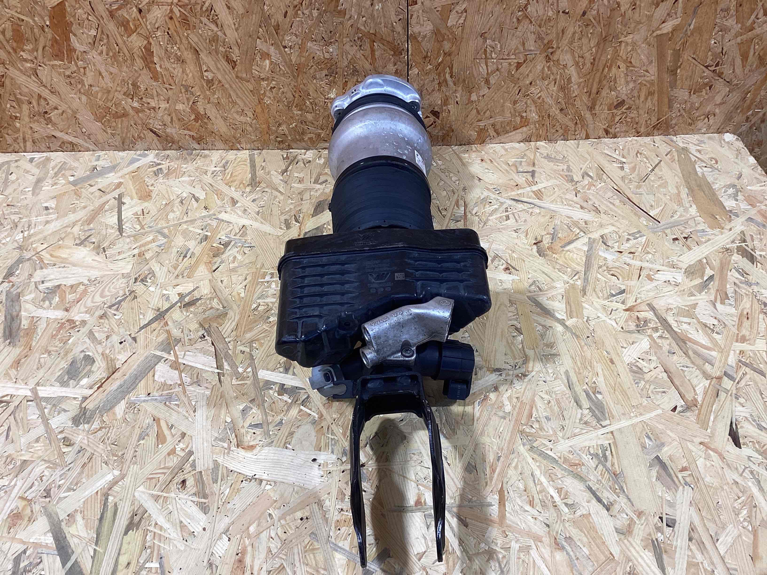 Амортизатор передний левый Porsche Panamera 200426-120