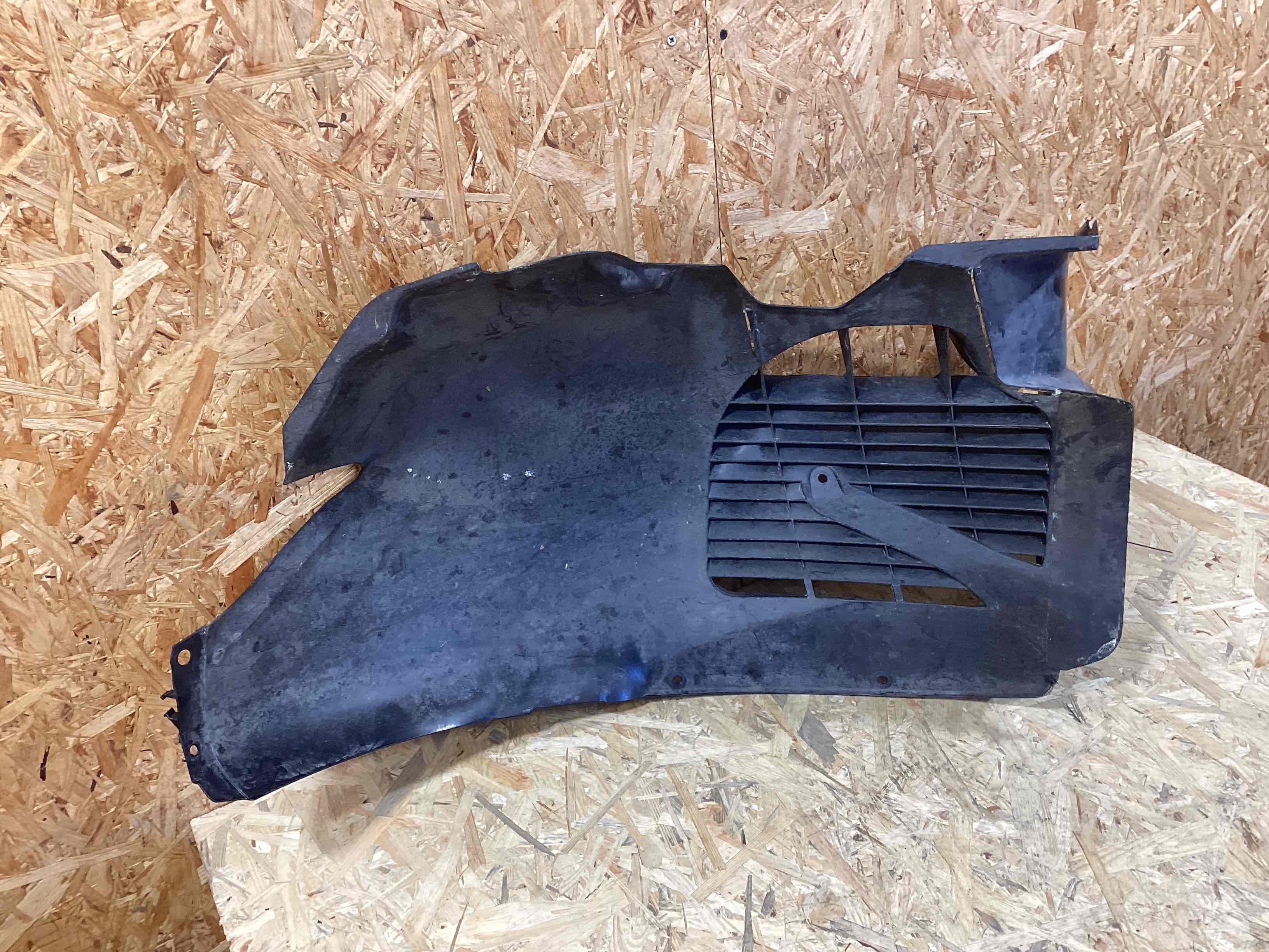 Защита арок передняя левая (подкрылок) Porsche Boxster 718 200526-103