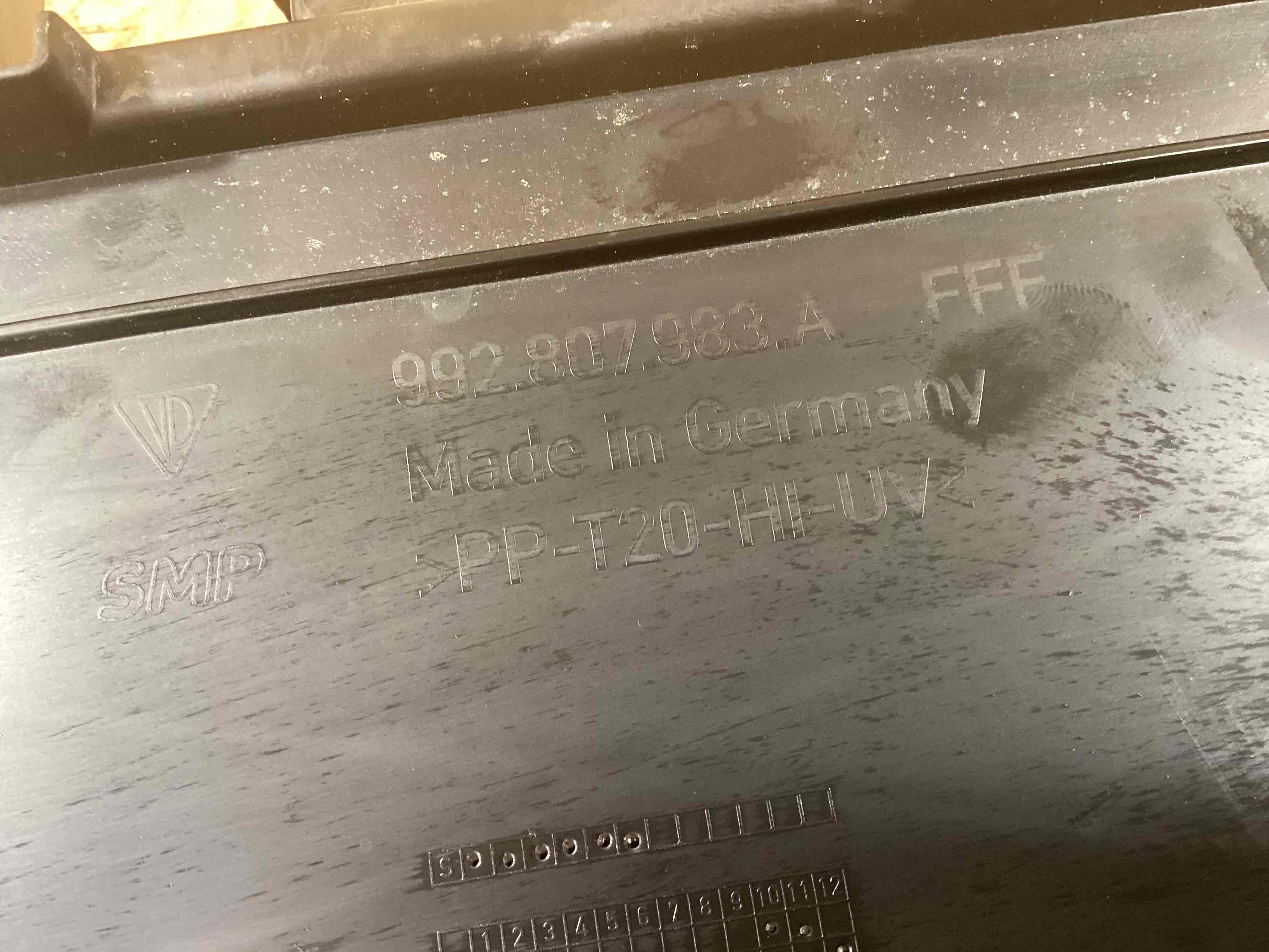Накладка на бампер Porsche 911 200526-126