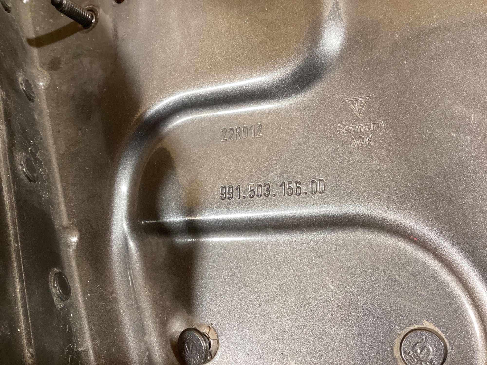 Кріплення крила Porsche 911 201026-131