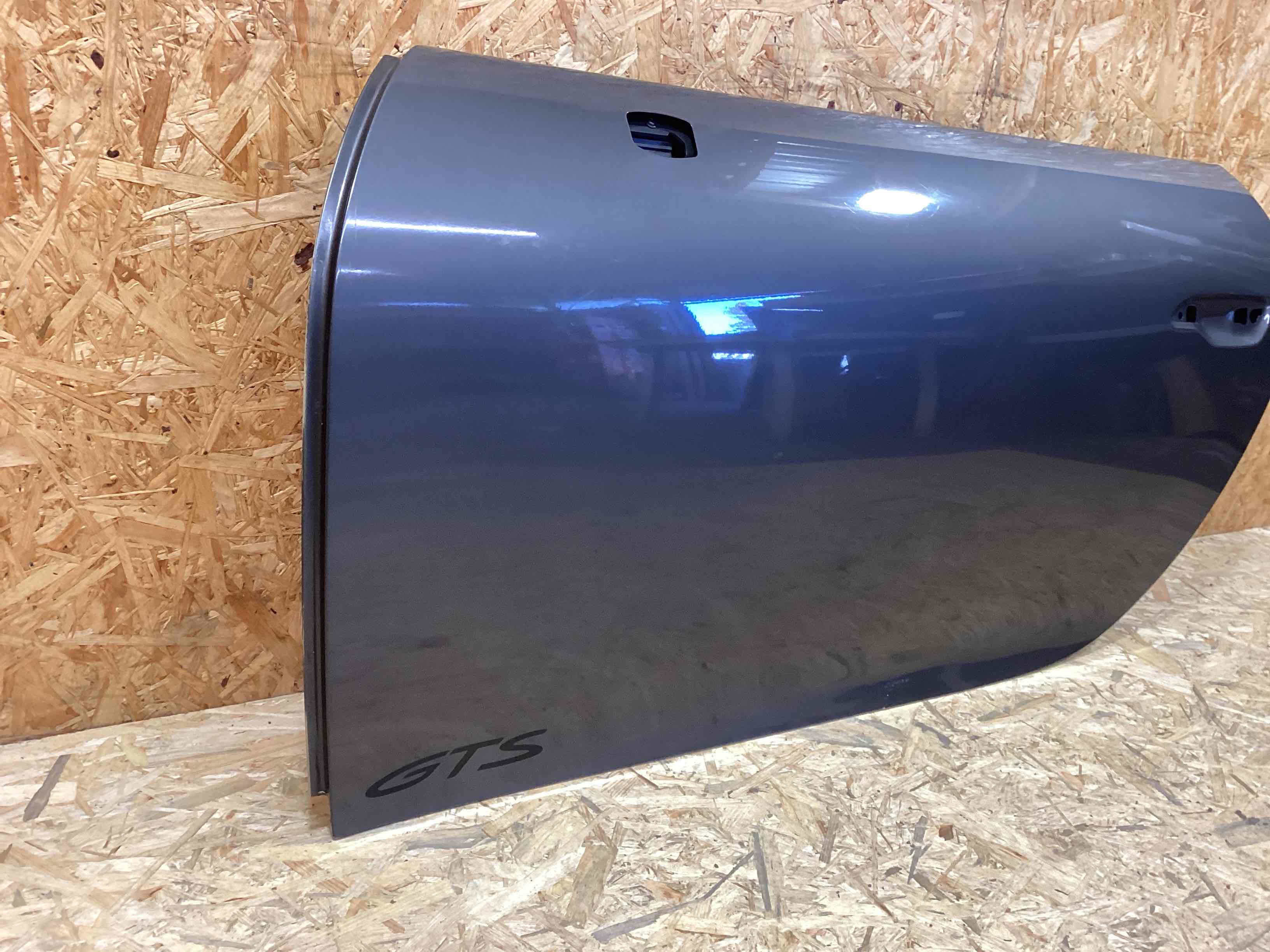 Дверь передняя левая Porsche 911 210126-101