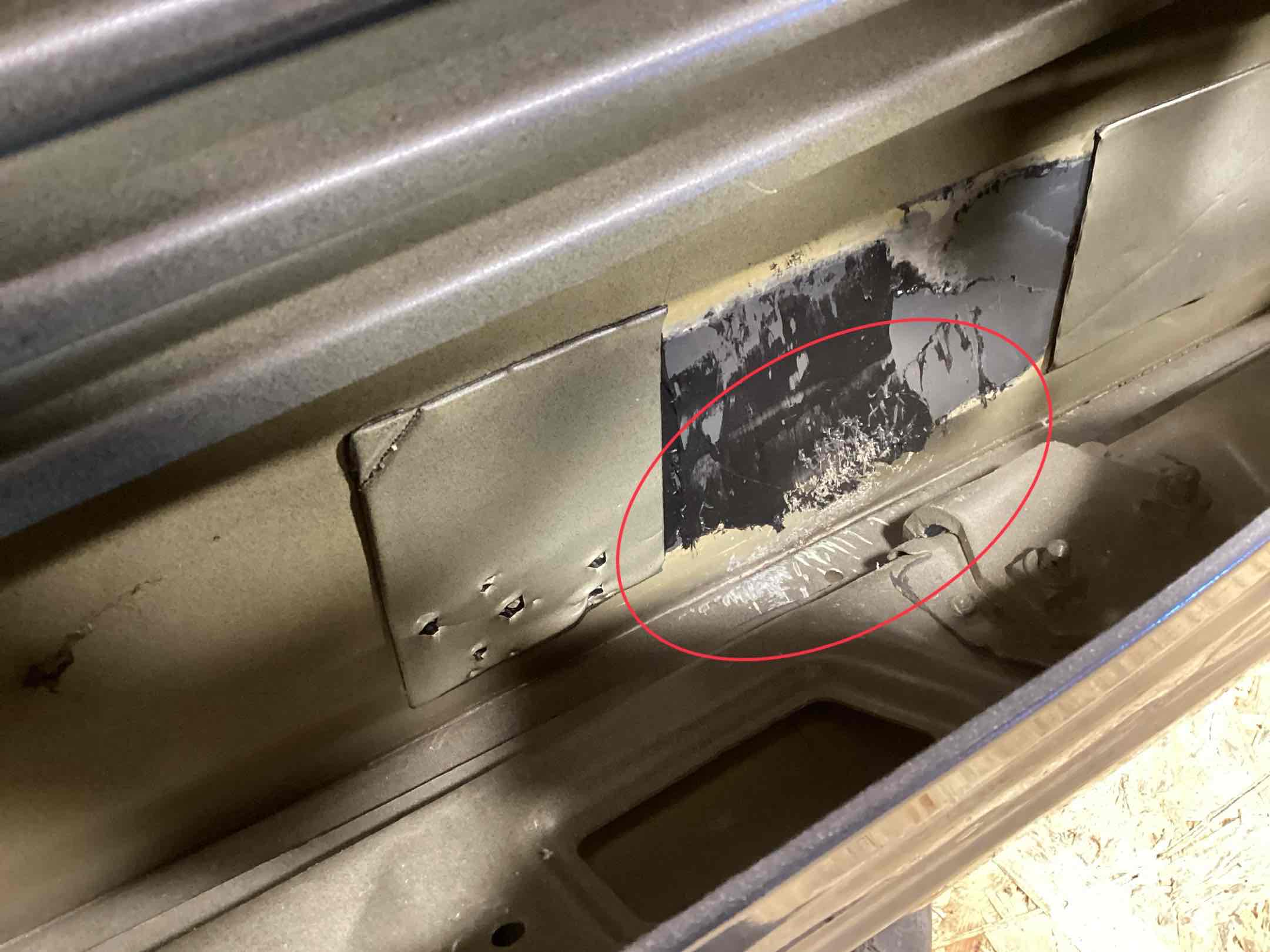 Дверь передняя левая Porsche 911 210126-101