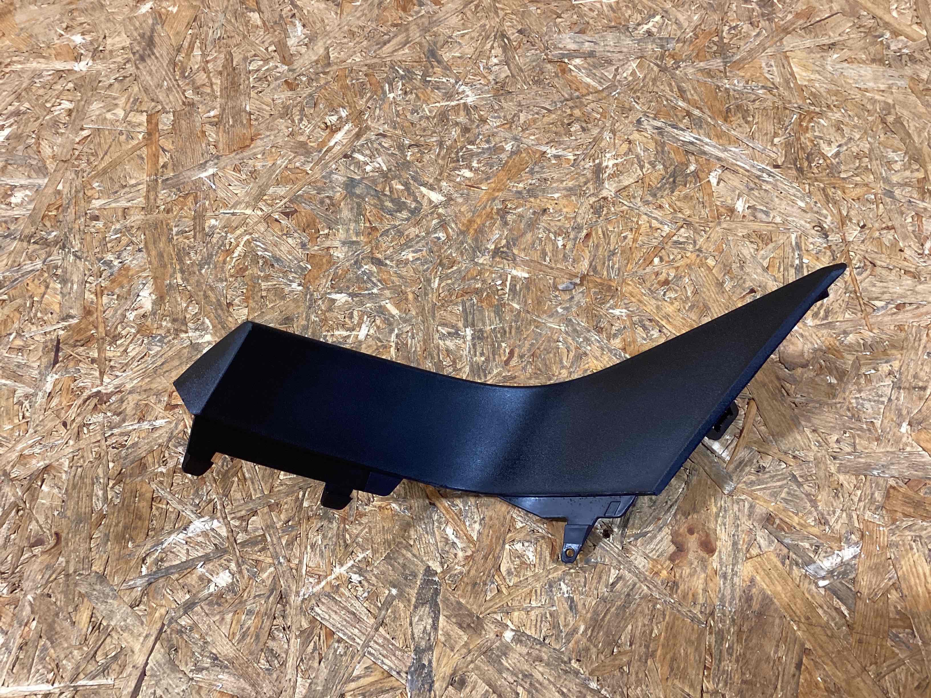 Заглушка, вставка (решетка) в бампер Porsche Macan 210126-106