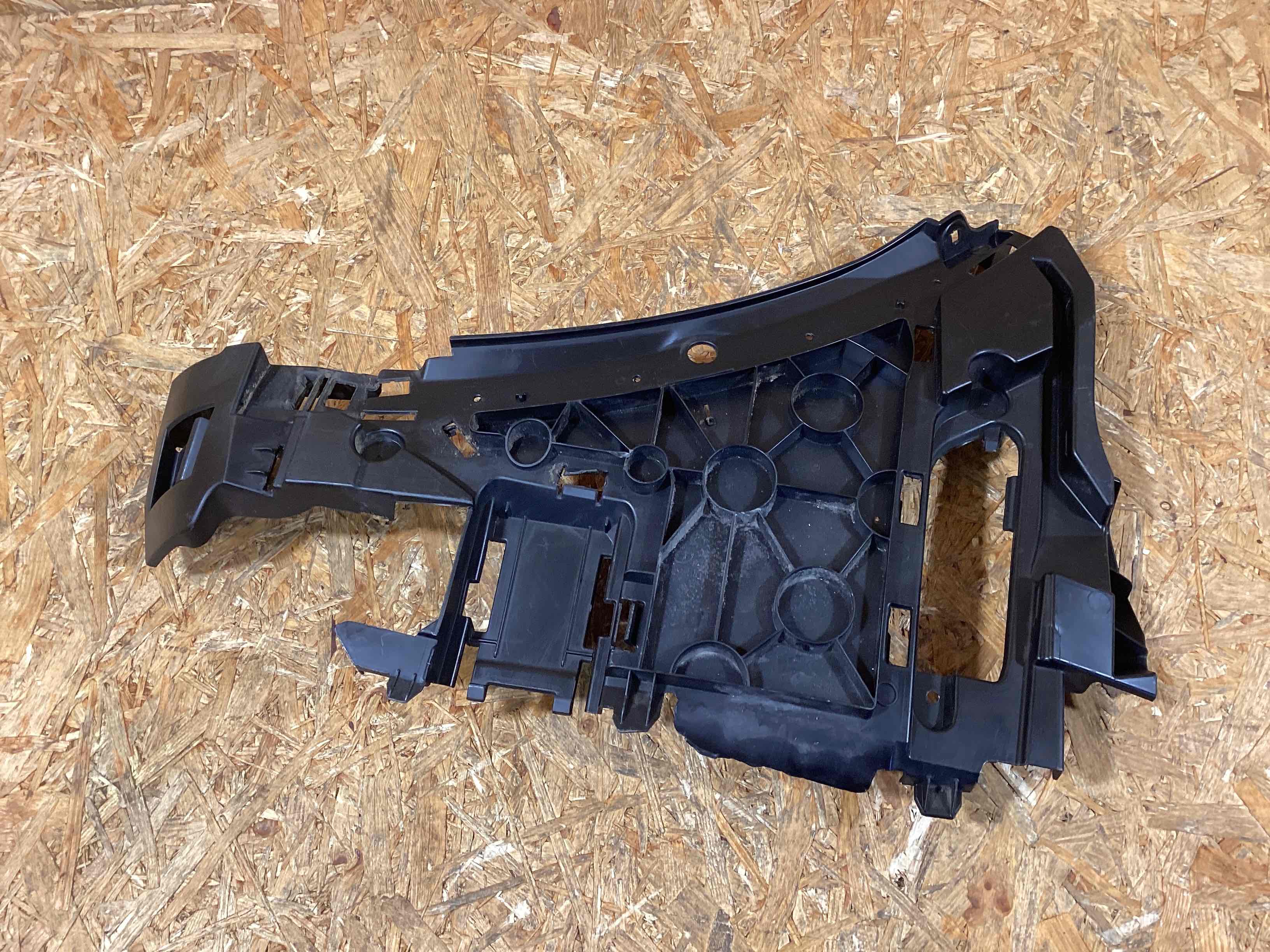 Заглушка, вставка (решетка) в бампер Porsche Cayenne 210126-107