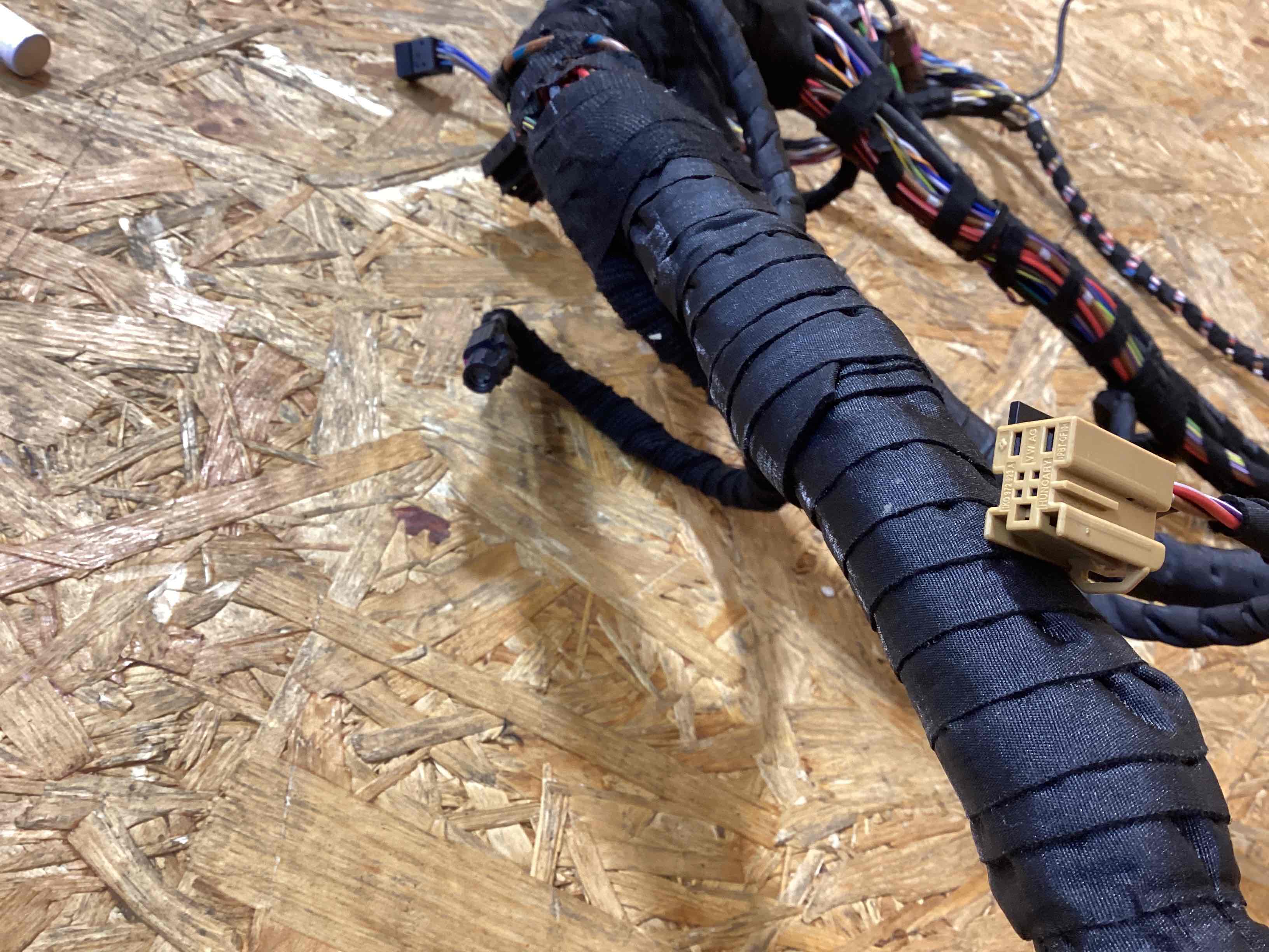 Электропроводка (коса) Porsche Taycan 210126-112