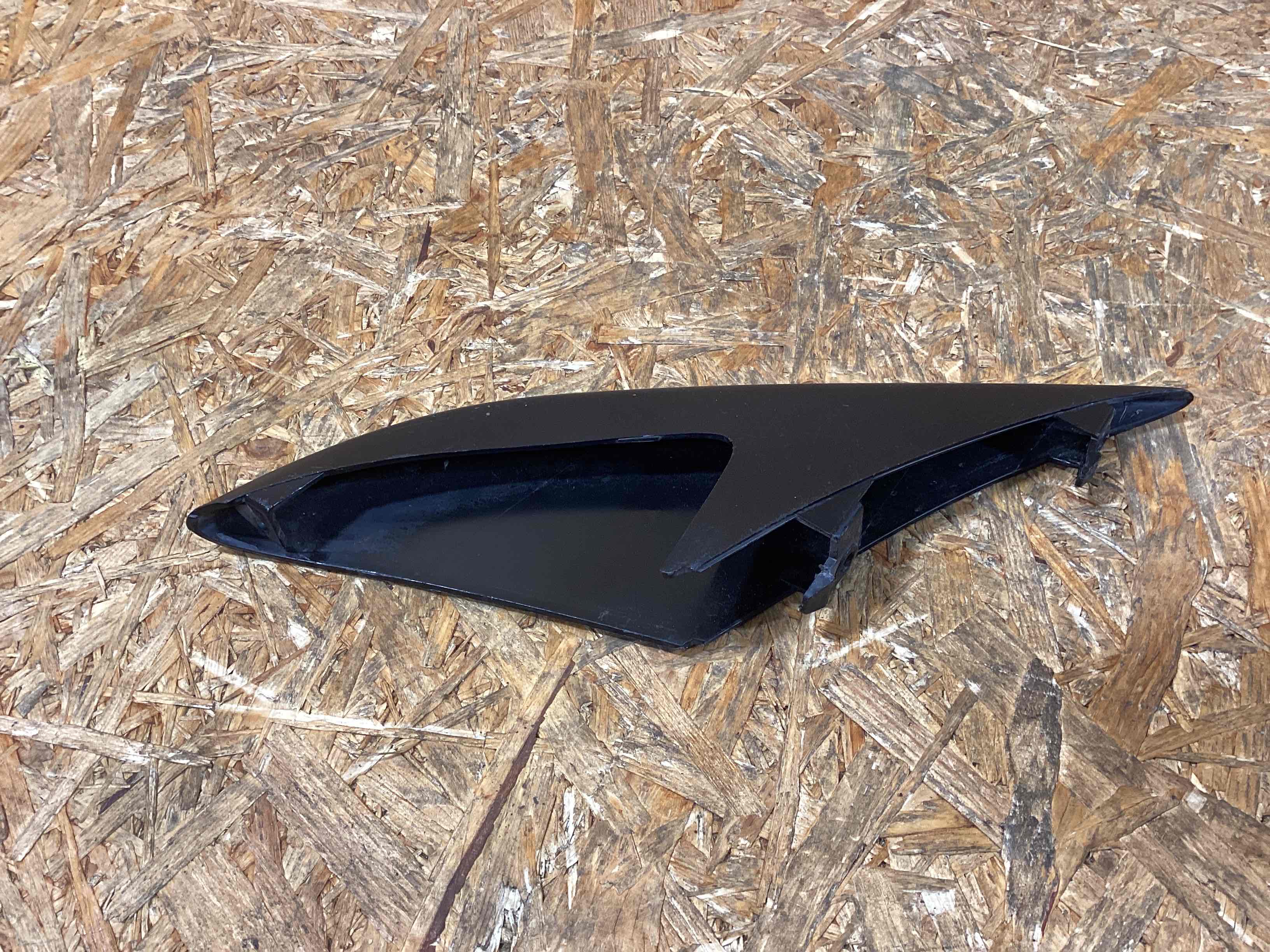 Заглушка, вставка (решетка) в бампер Porsche Macan 210126-115