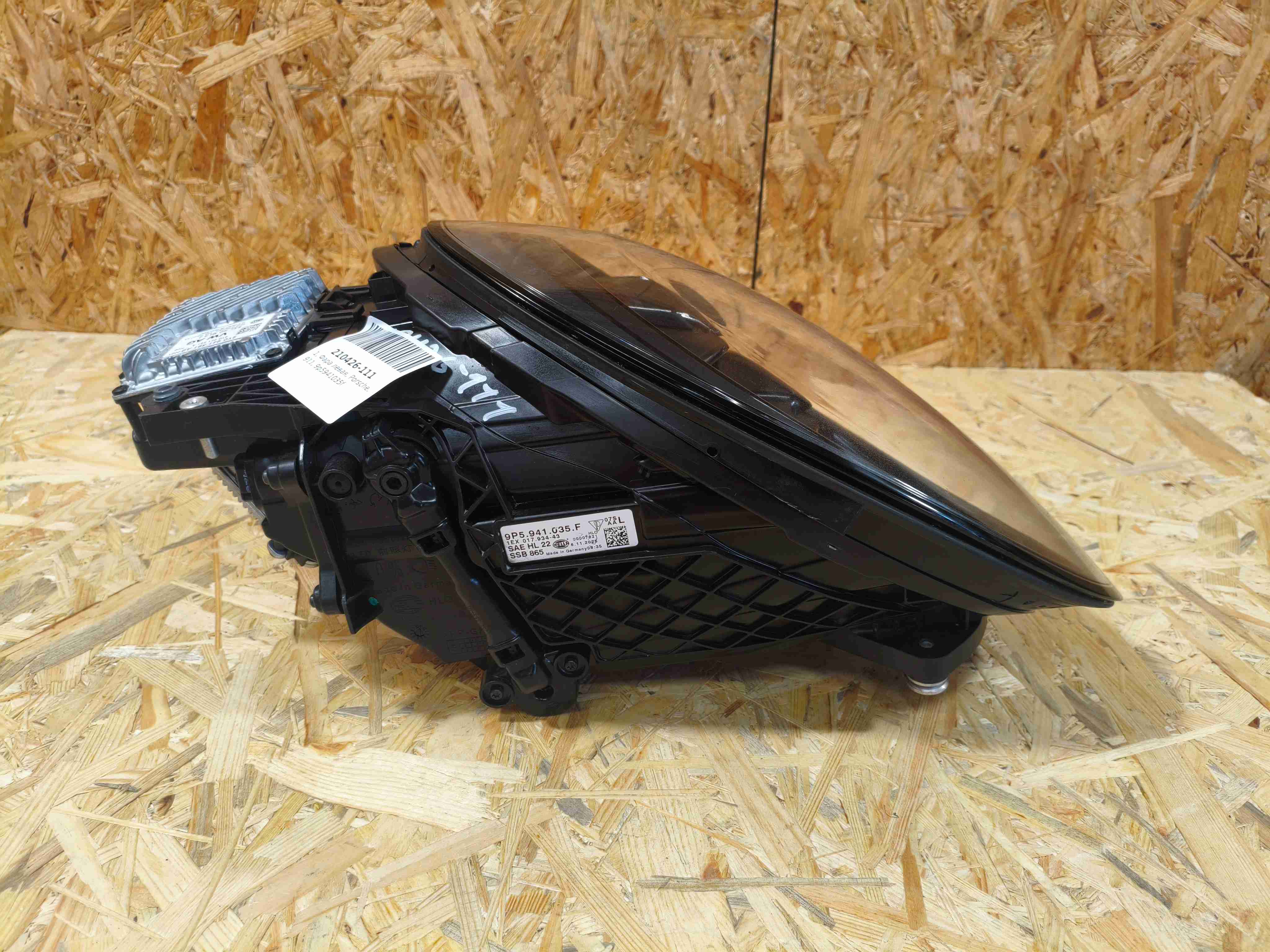 Фара левая Porsche 911 210426-111