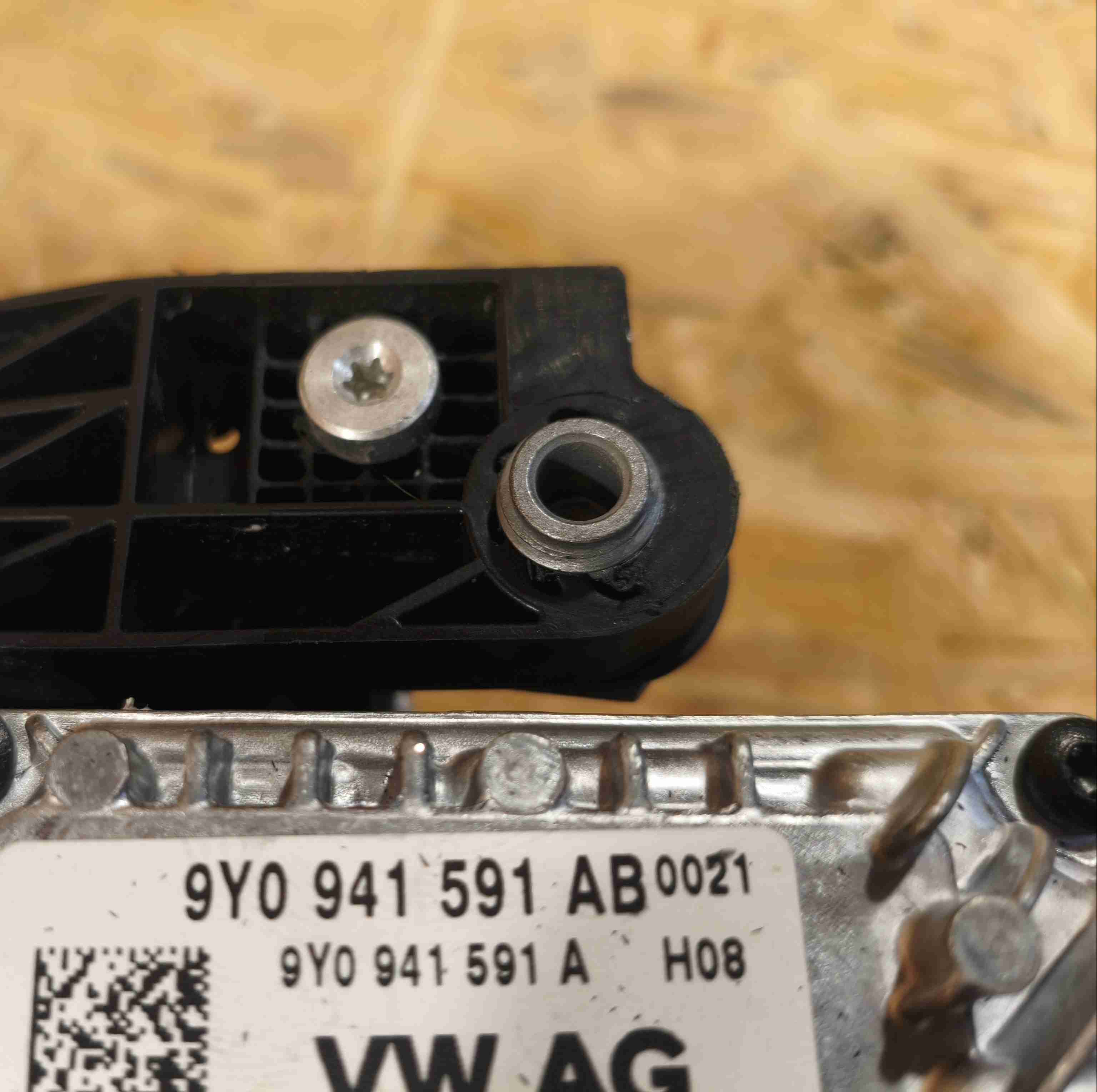 Фара левая Porsche 911 210426-111