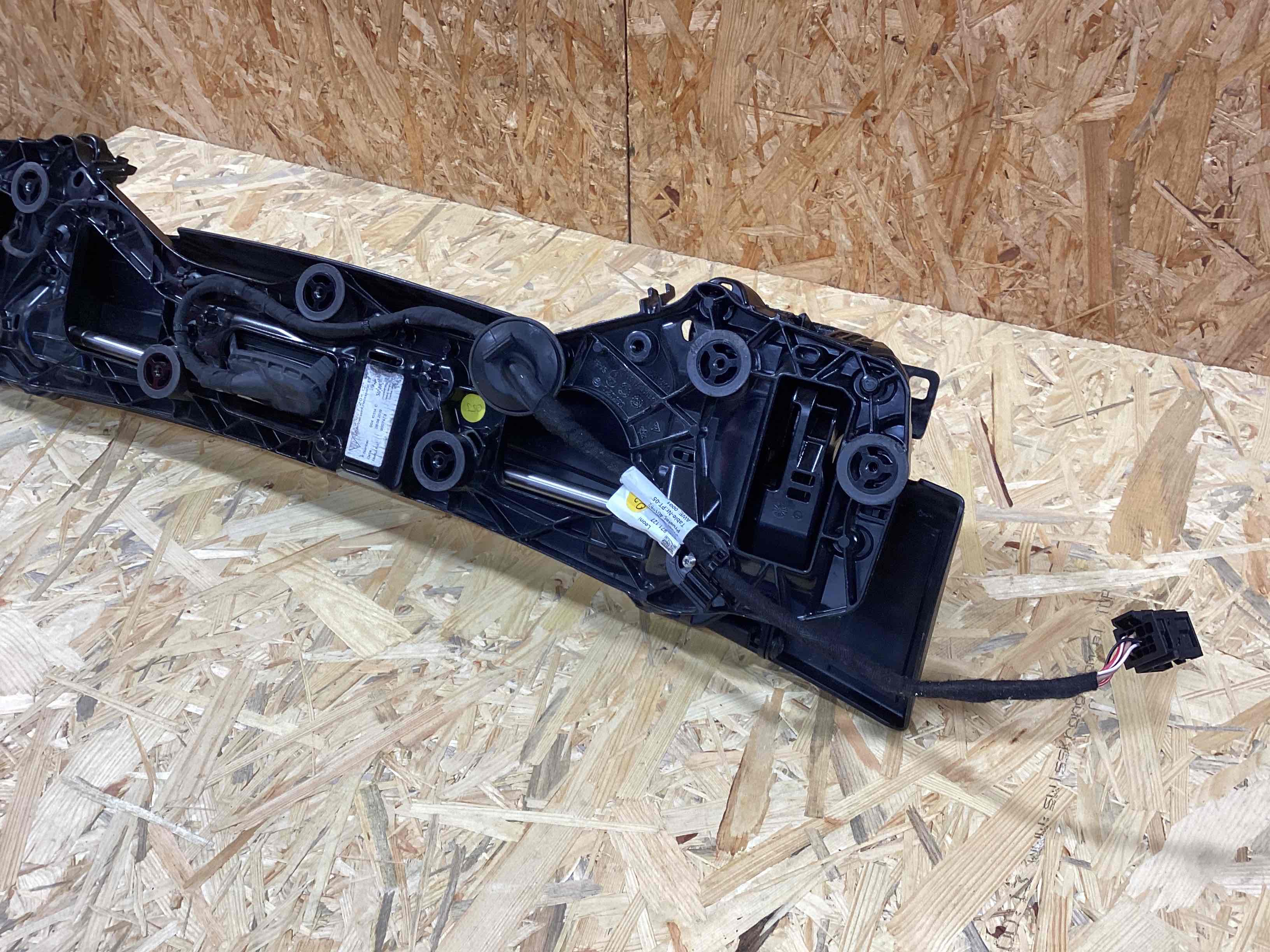 Спойлер Porsche Cayenne 210426-112