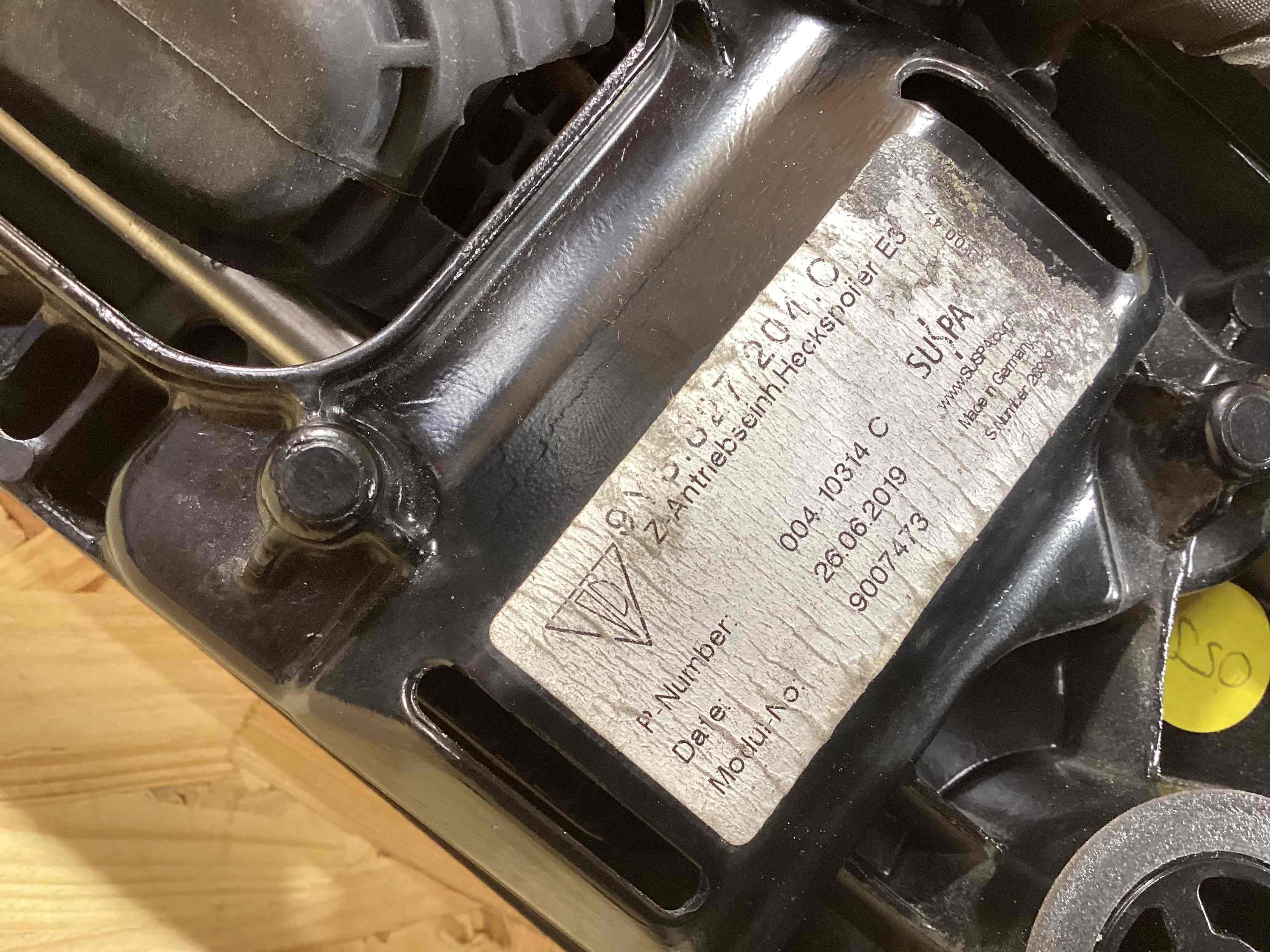 Спойлер Porsche Cayenne 210426-112