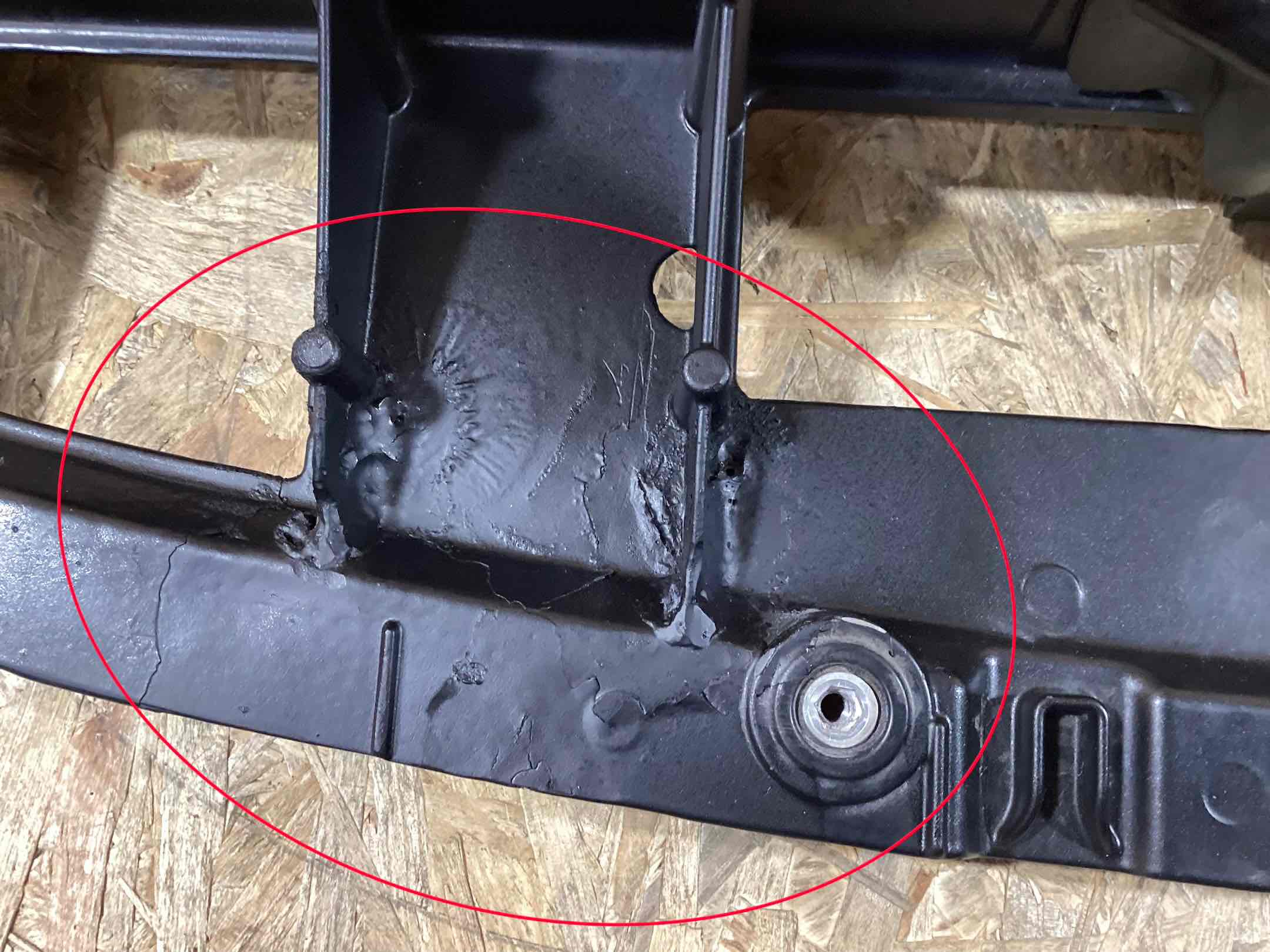 Передняя панель крепления облицовки (телевизор) Porsche Taycan 210726-128