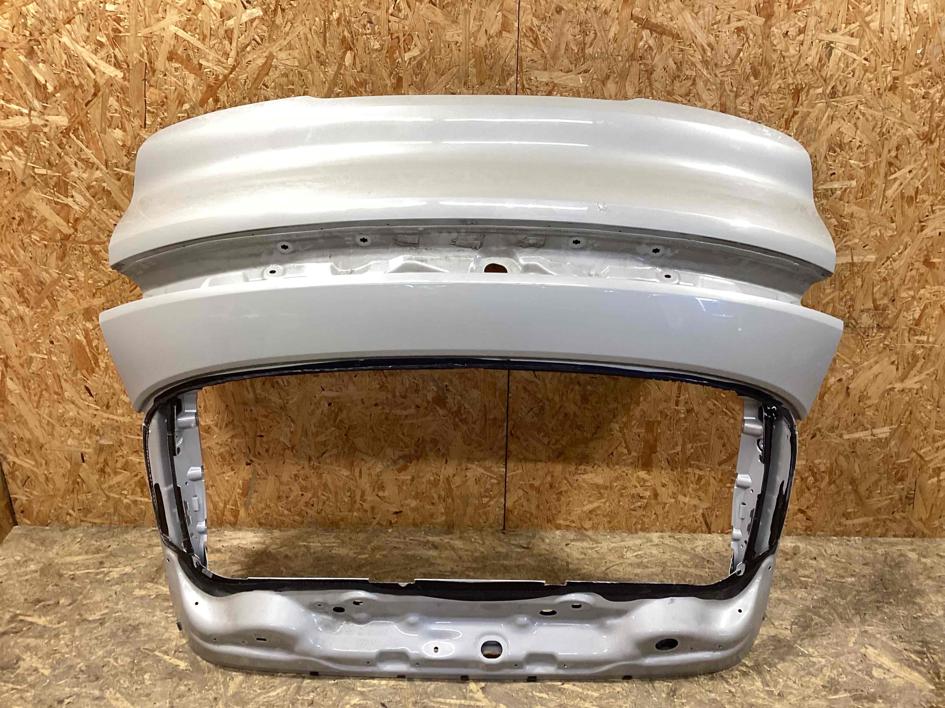 Кришка багажника, двері багажника Porsche Cayenne 210926-104