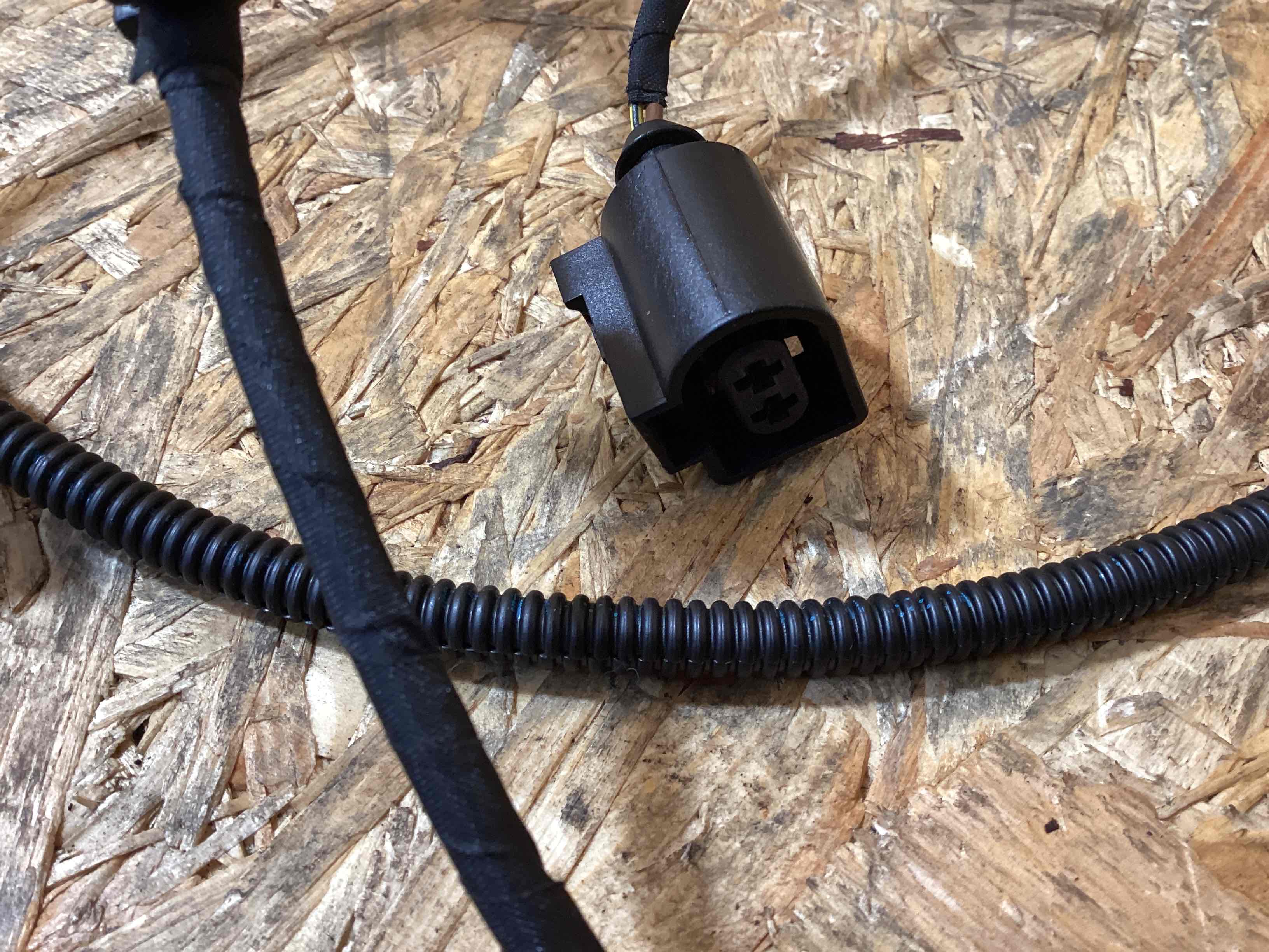 Электропроводка (коса) Porsche Macan 211025-101