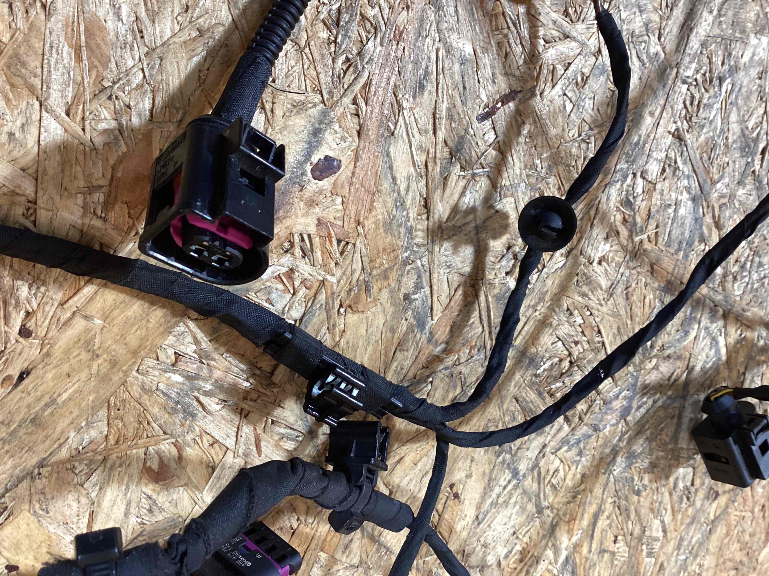 Электропроводка (коса) Porsche Macan 211025-101