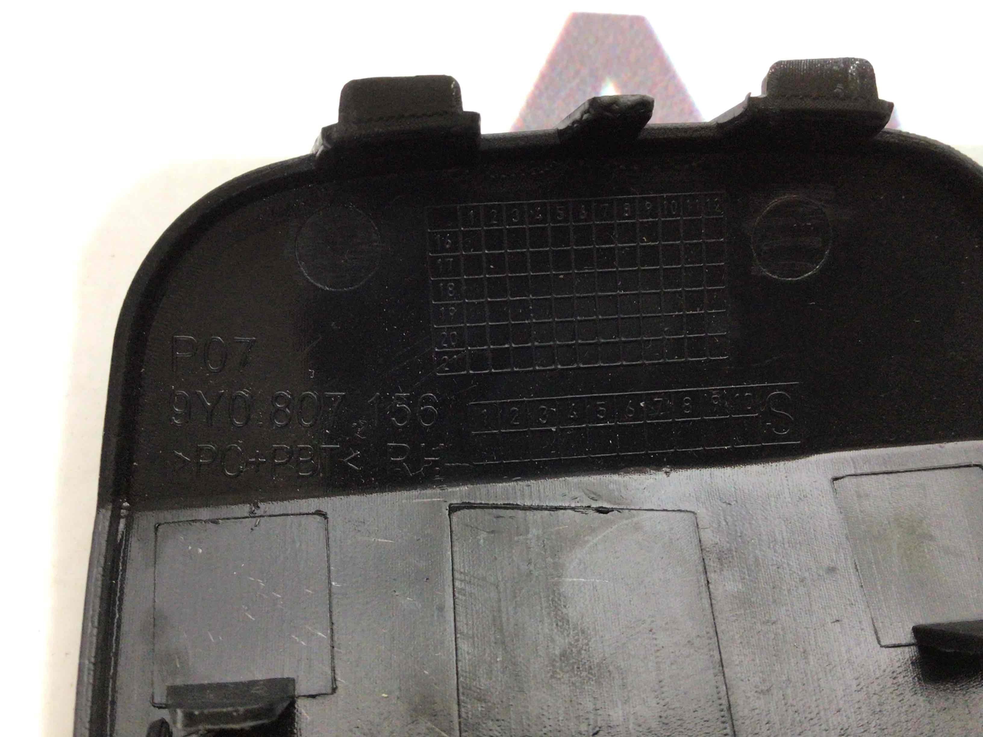 Заглушка, вставка (решетка) в бампер Porsche Cayenne 220426-017