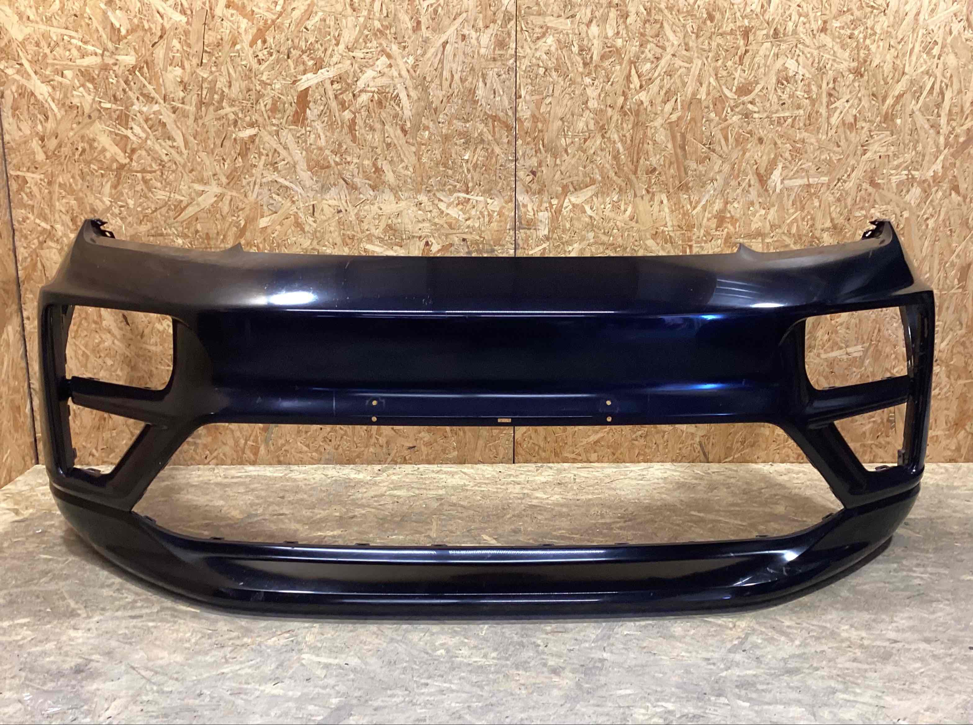 Бампер передний Porsche Macan 220426-102