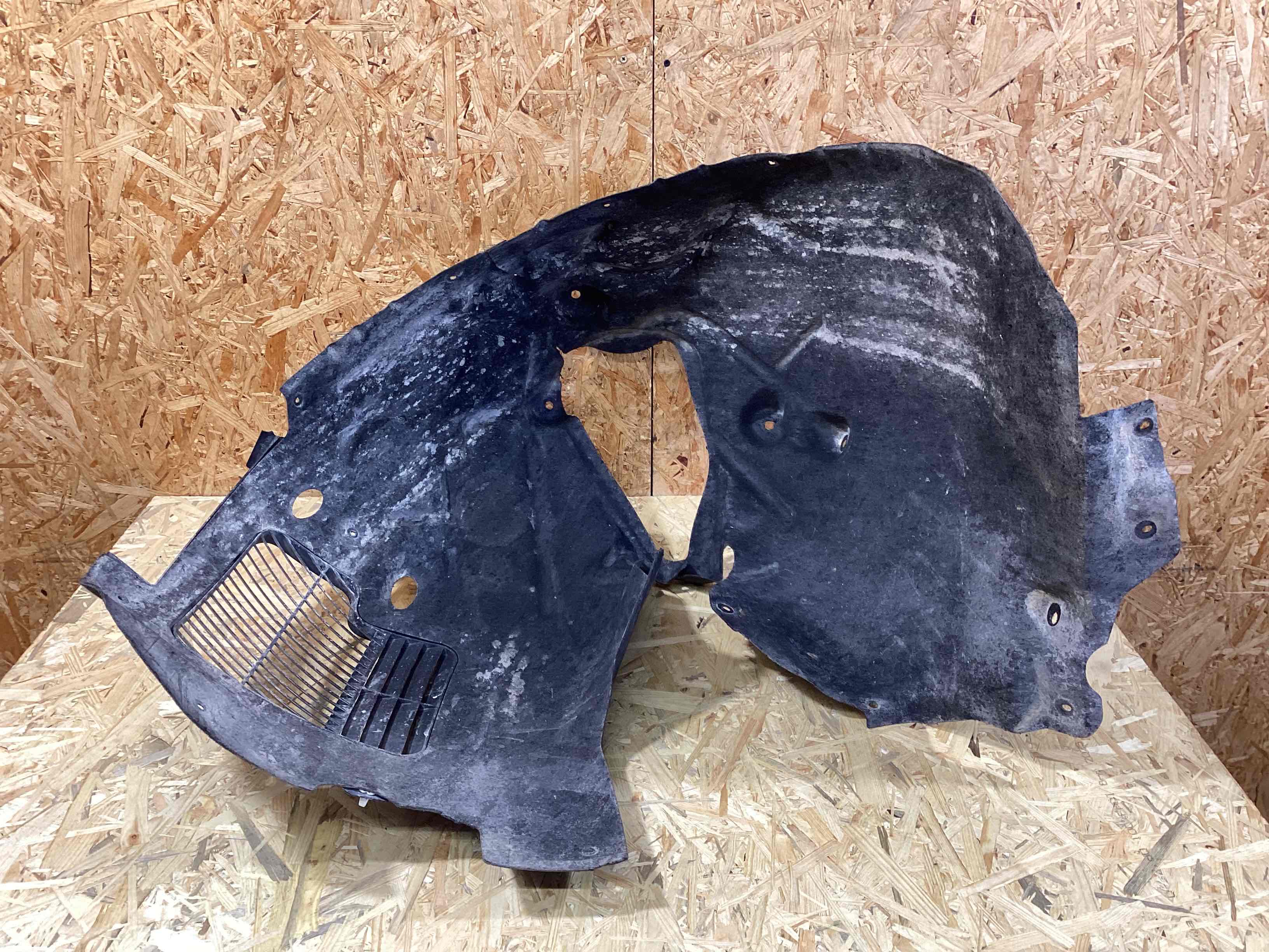 Защита арок передняя левая (подкрылок) Porsche Cayenne 220426-113