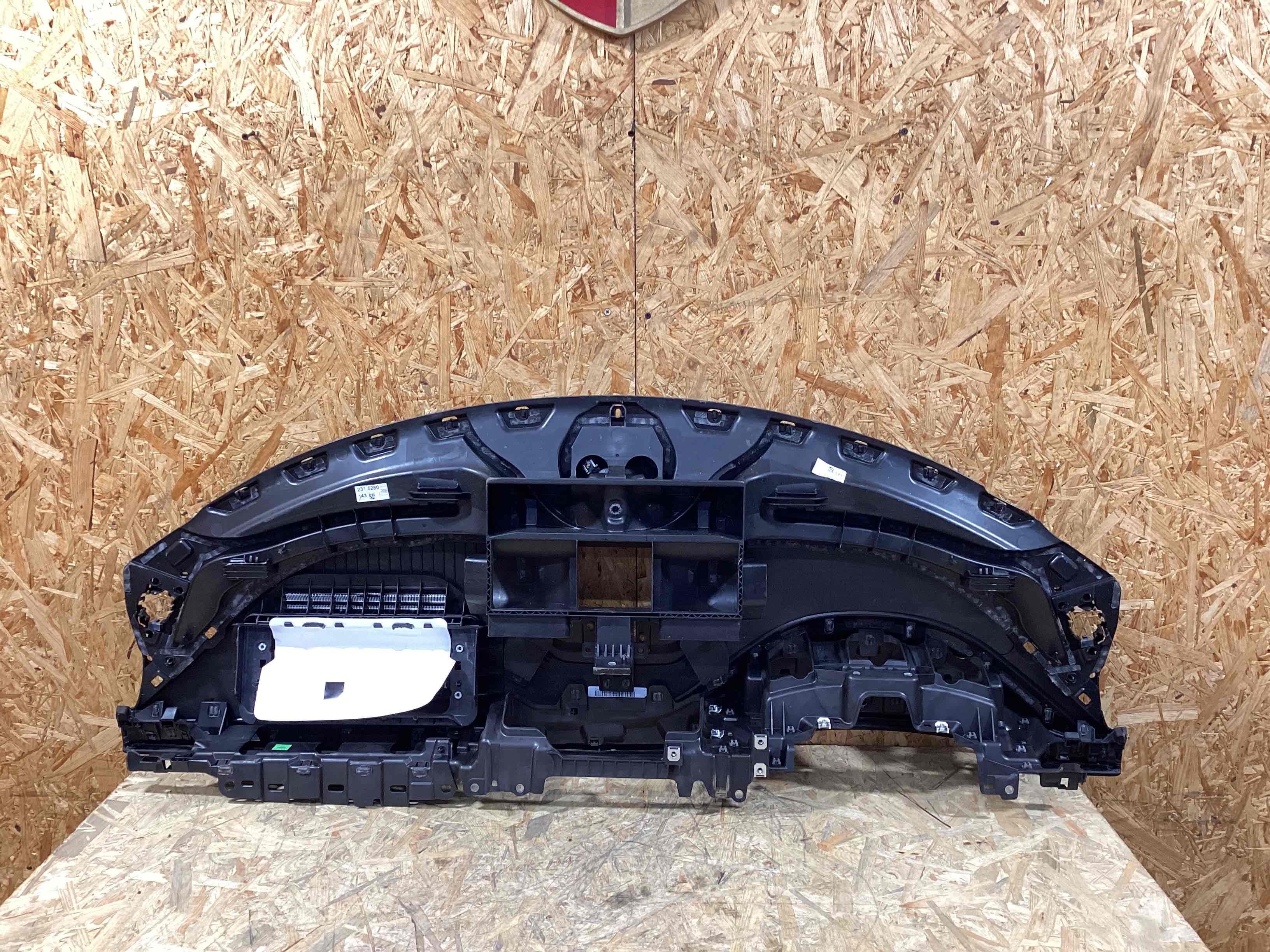Панель передняя салона (торпедо) Porsche 911 220626-101