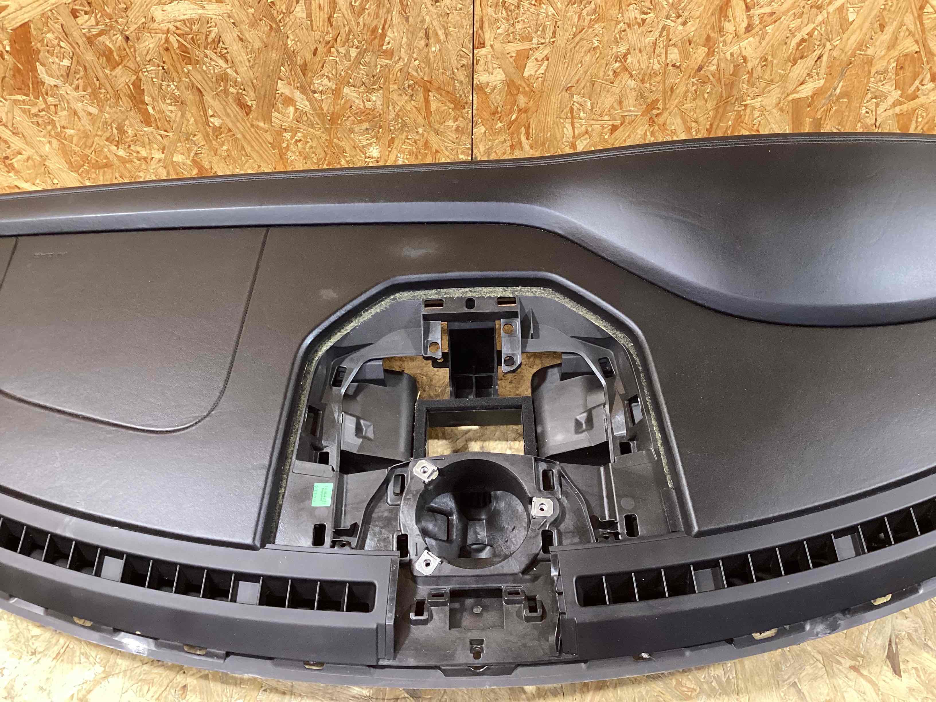 Панель передняя салона (торпедо) Porsche 911 220626-101