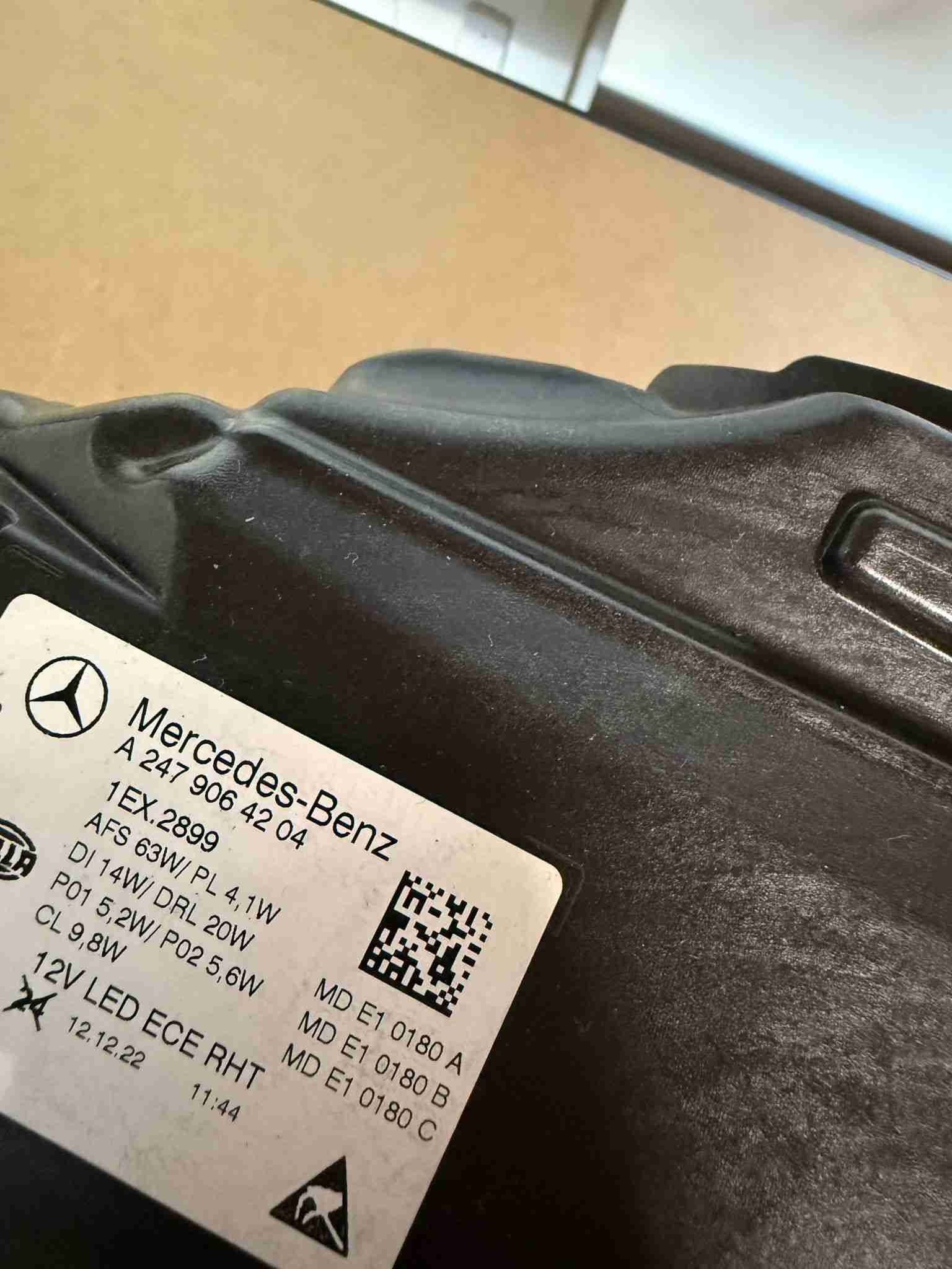 Фара левая Mercedes W247 220626-205