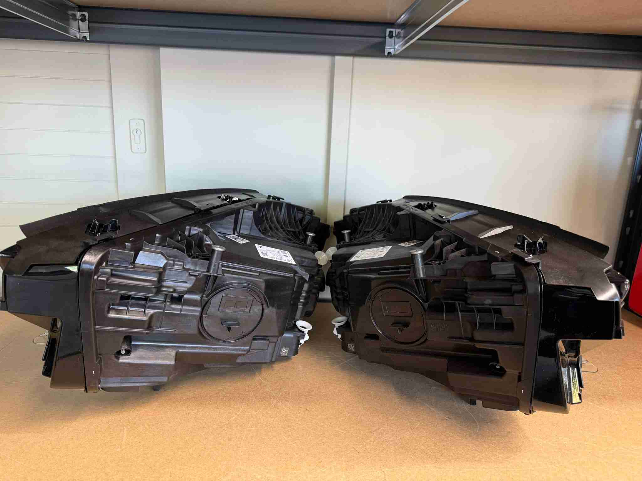 Фара правая Mercedes W247 220626-206