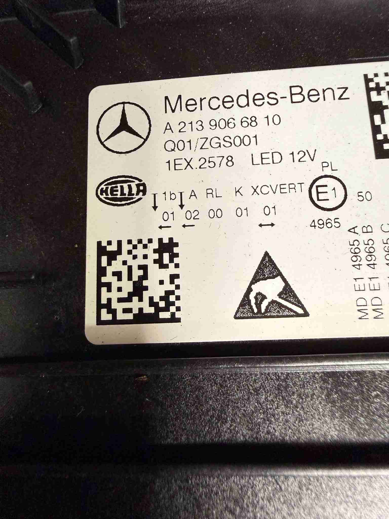 Фара левая Mercedes W213 220626-207
