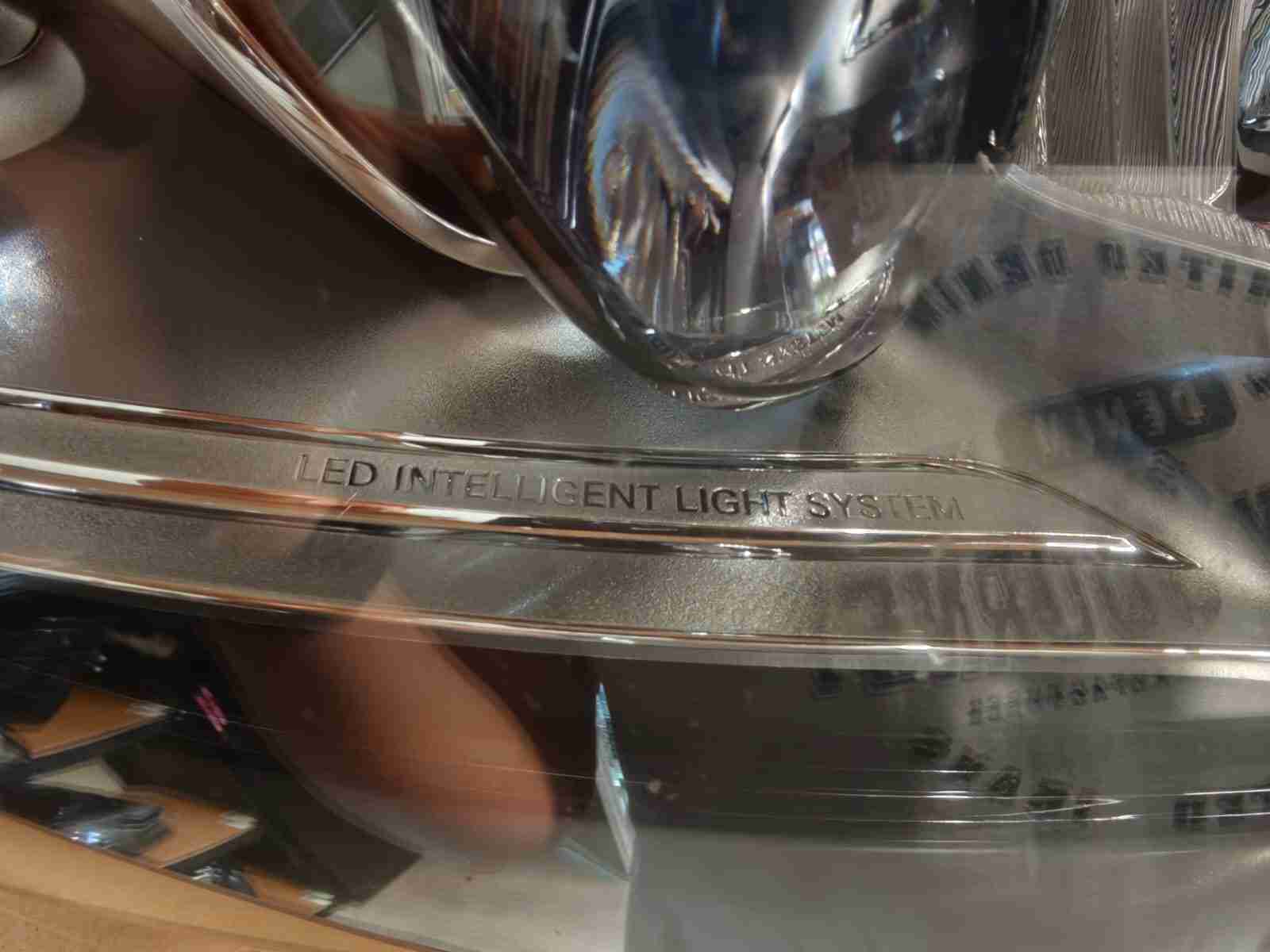 Фара левая Mercedes W222 220626-211