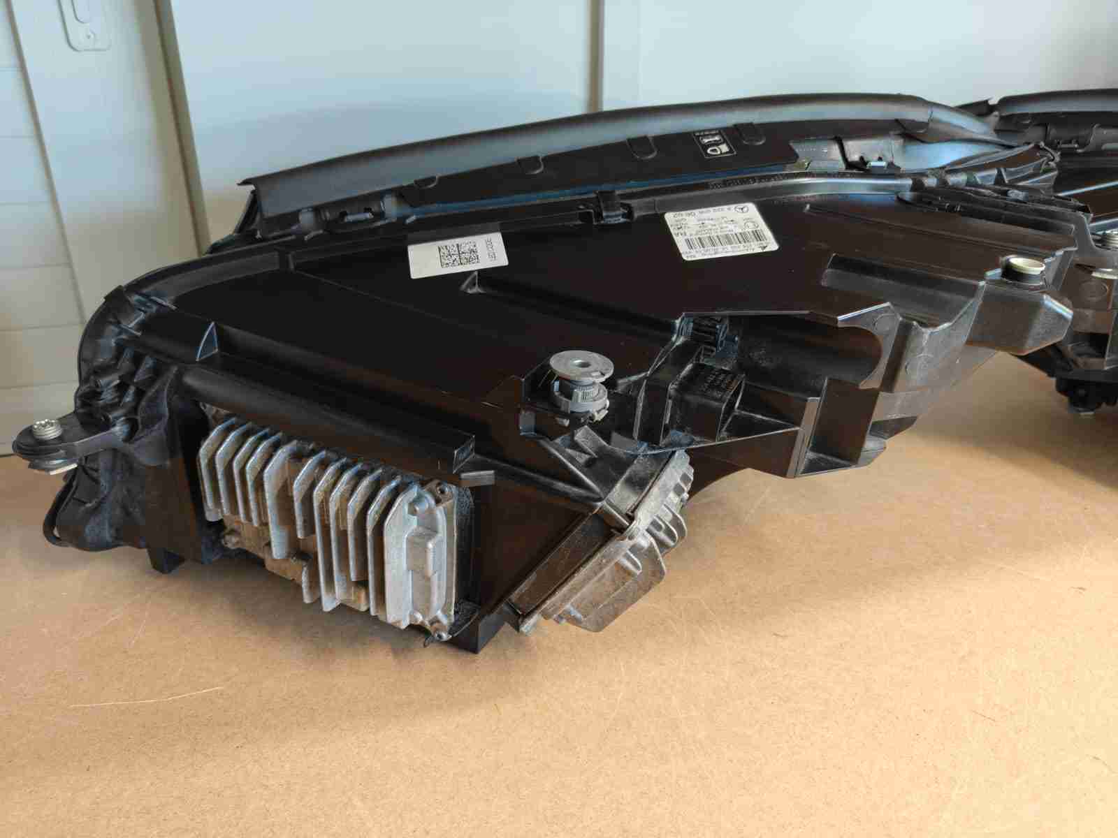 Фара правая Mercedes W222 220626-212