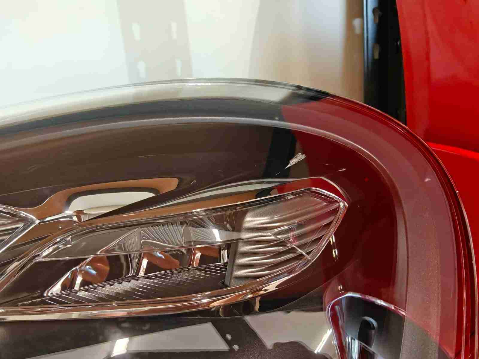 Фара левая Porsche Panamera 220626-214