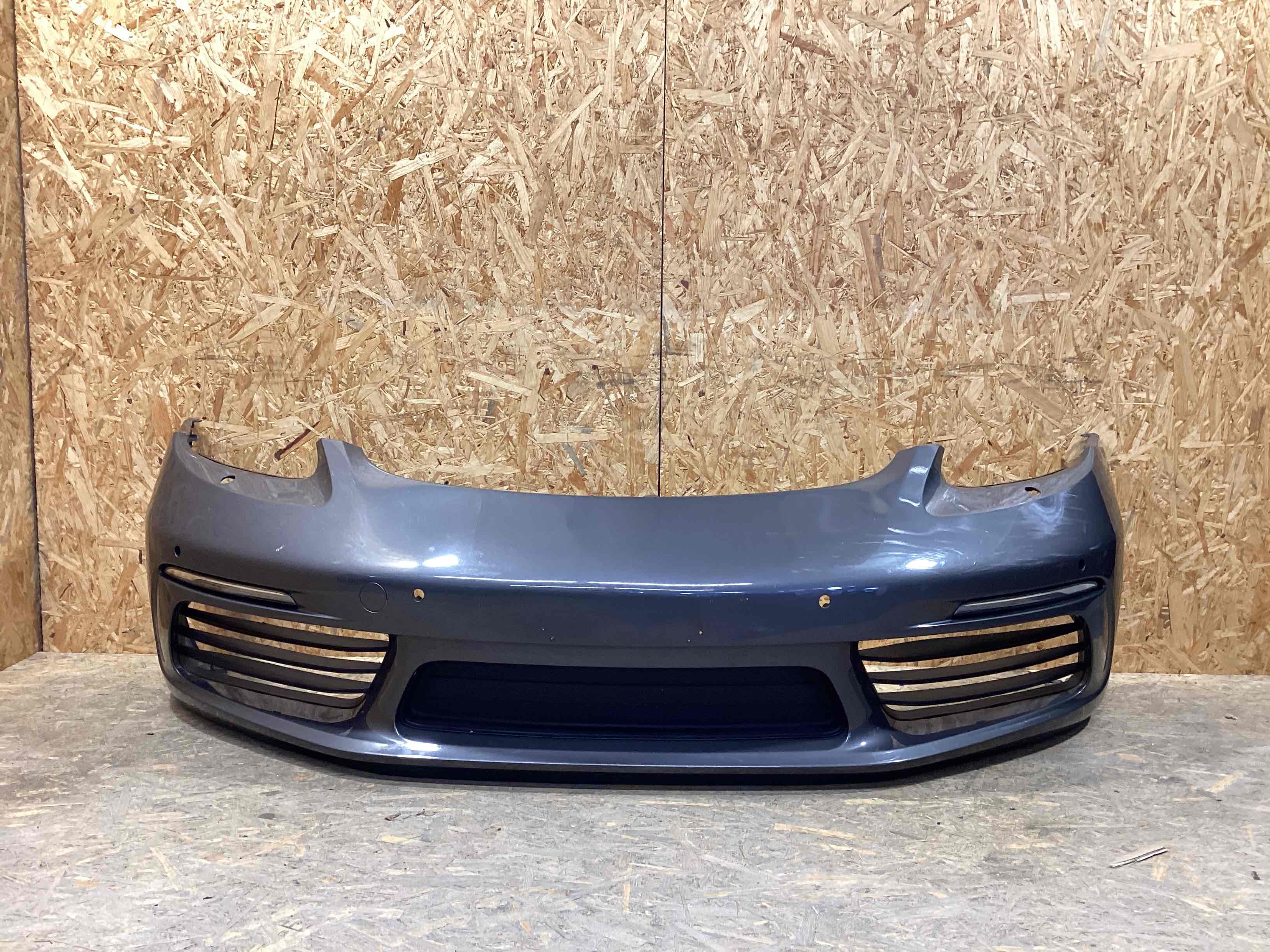 Бампер передний Porsche Boxster 718 220825-101